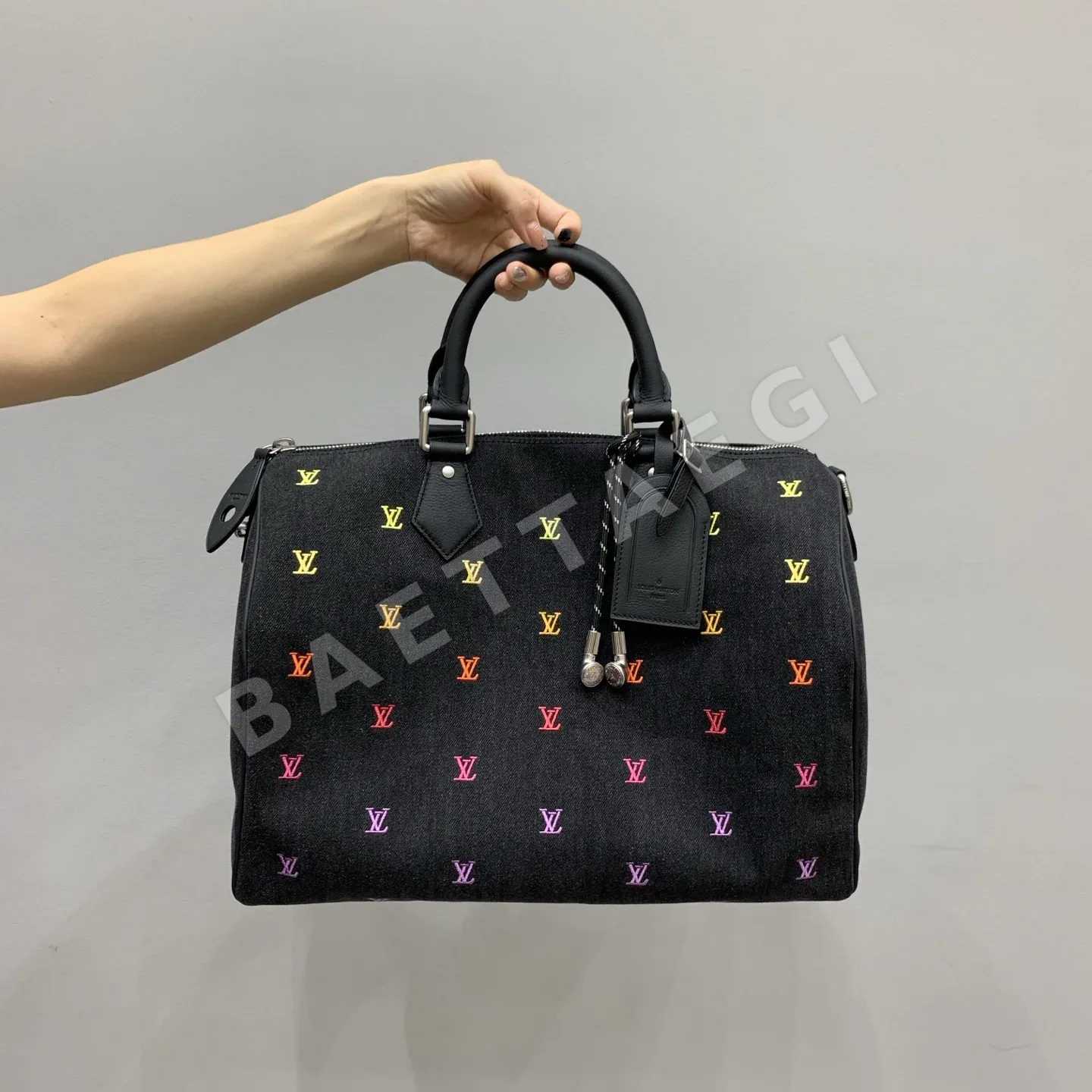 루이비통 블랙 데님 자수 스피디 40 가방 M14136 38780