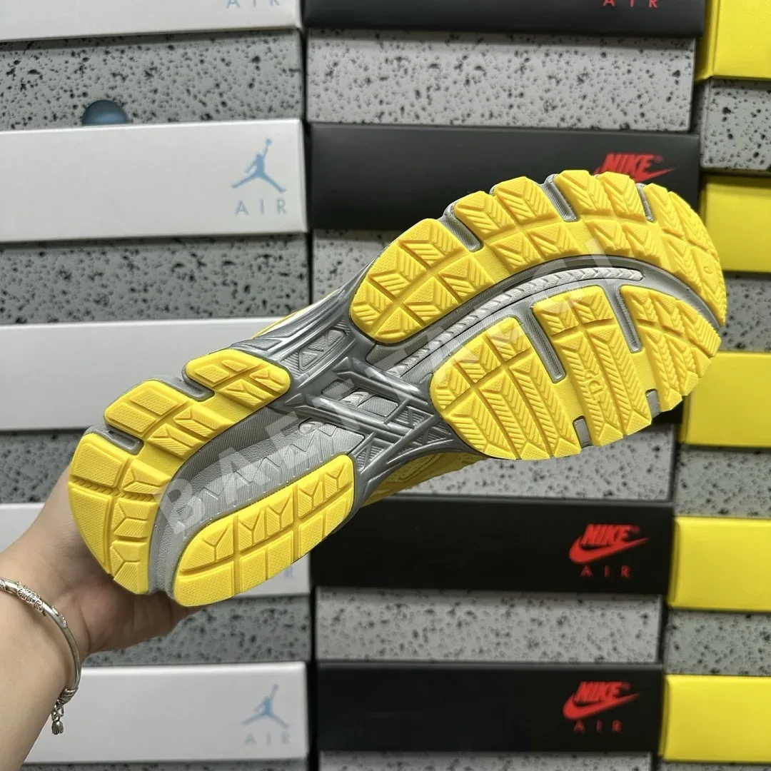 아식스 [KO] 젤 카야노 20 1203A758-750 200451 Asics Gel-Kayano 20 Banana Cream Chrome 상세 이미지 7