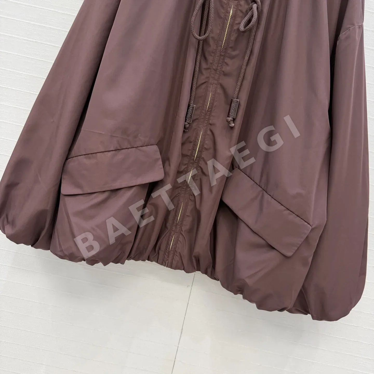 막스마라 드로스트링 레이스 카라 트렌치코트 자켓 상세 이미지 5
