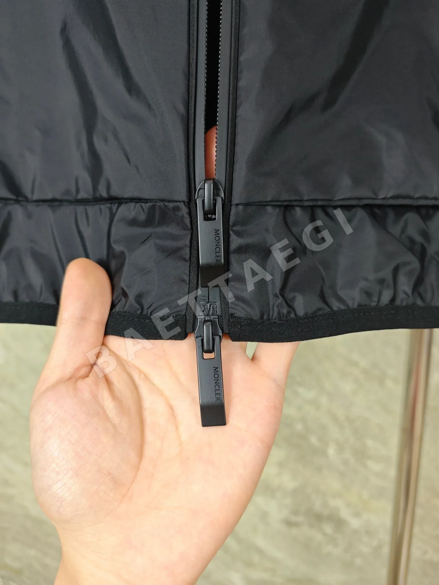몽클레르 리플렉터 후드 남성 조끼 상세 이미지 6