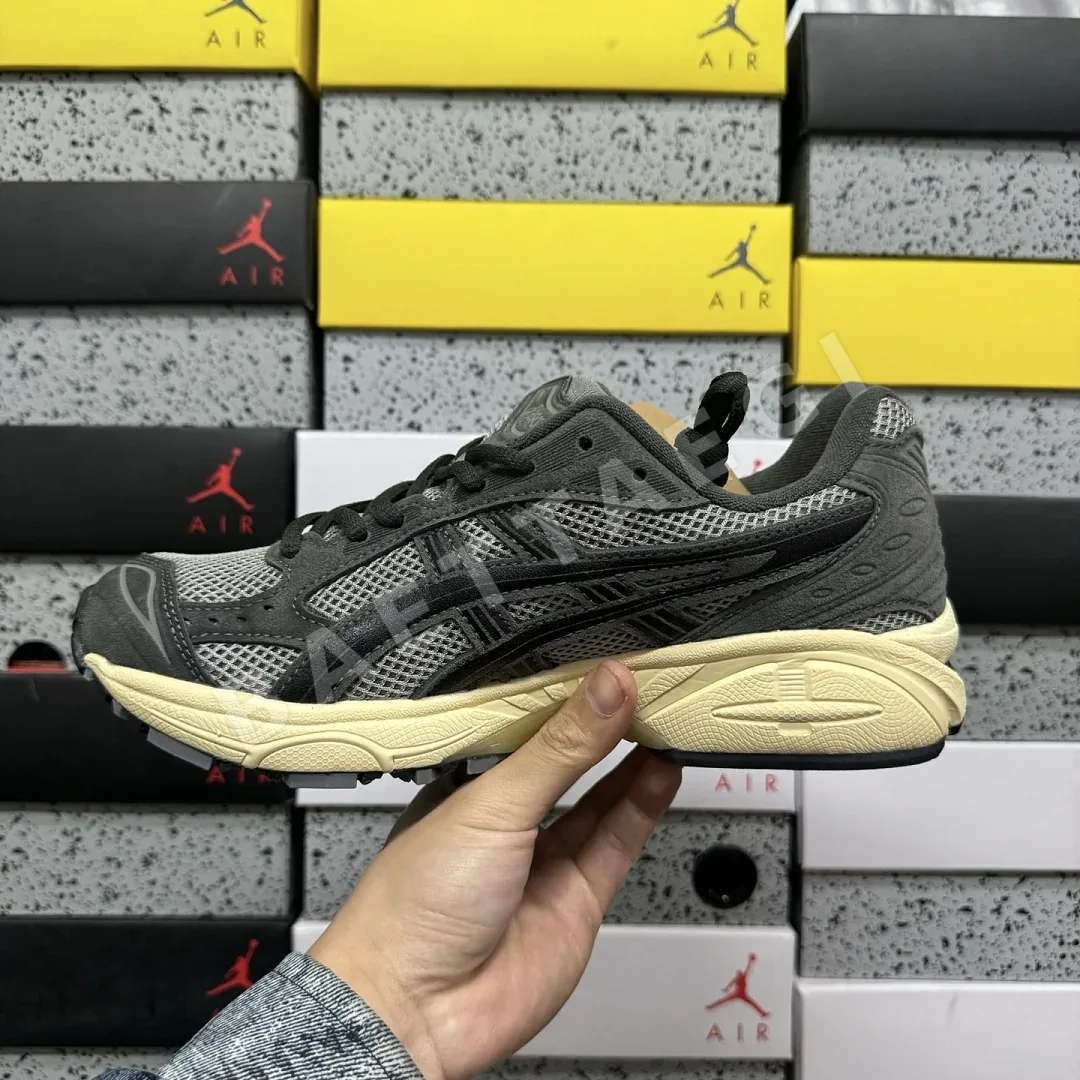 아식스 [LZ] 젤 카야노 14 1283A540-020 200575 Asics Gel-Kayano 14 Clay Grey Black 상세 이미지 10
