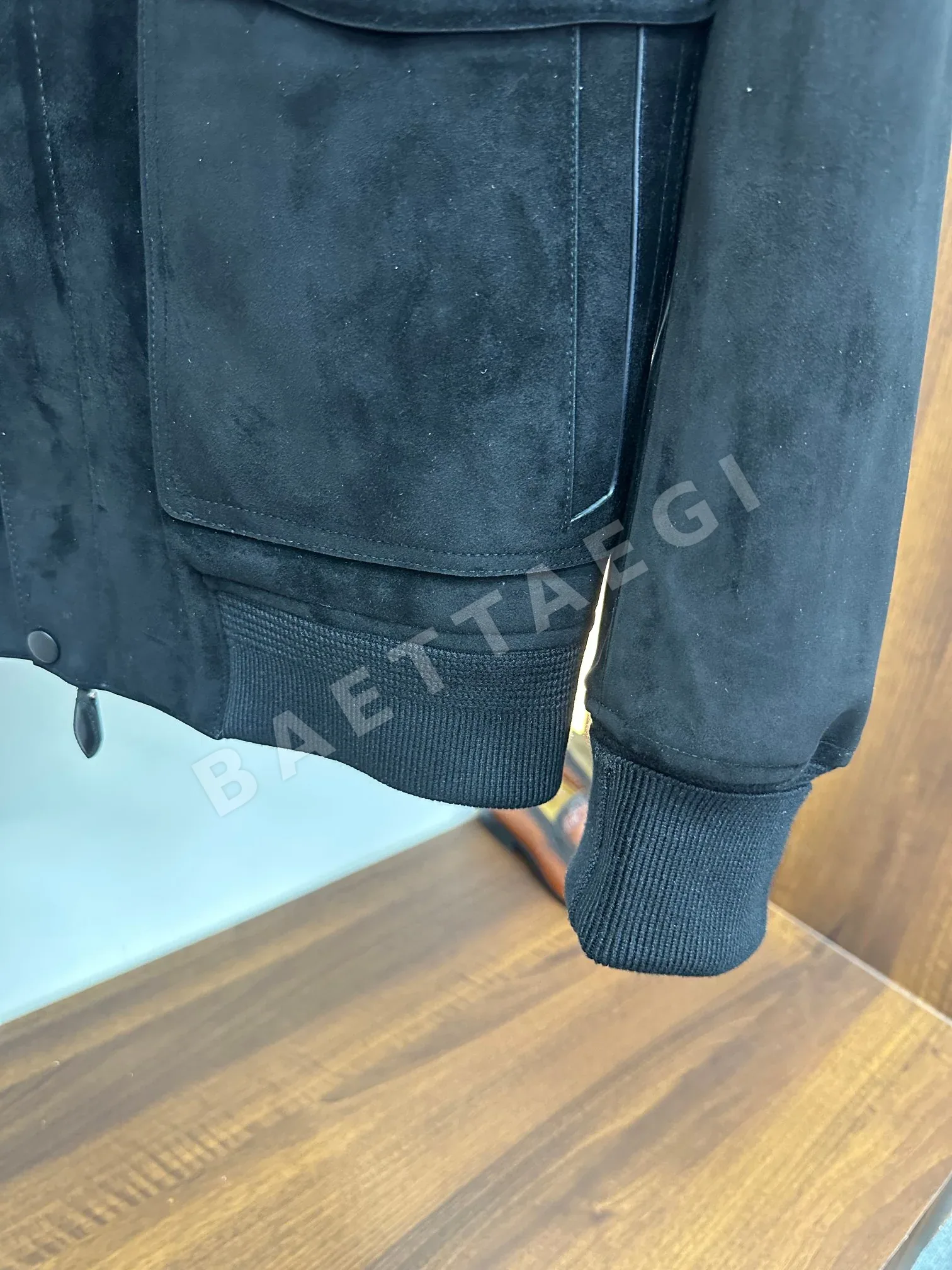 브리오니 수입 스웨이드 시프스킨 워크 자켓 상세 이미지 8