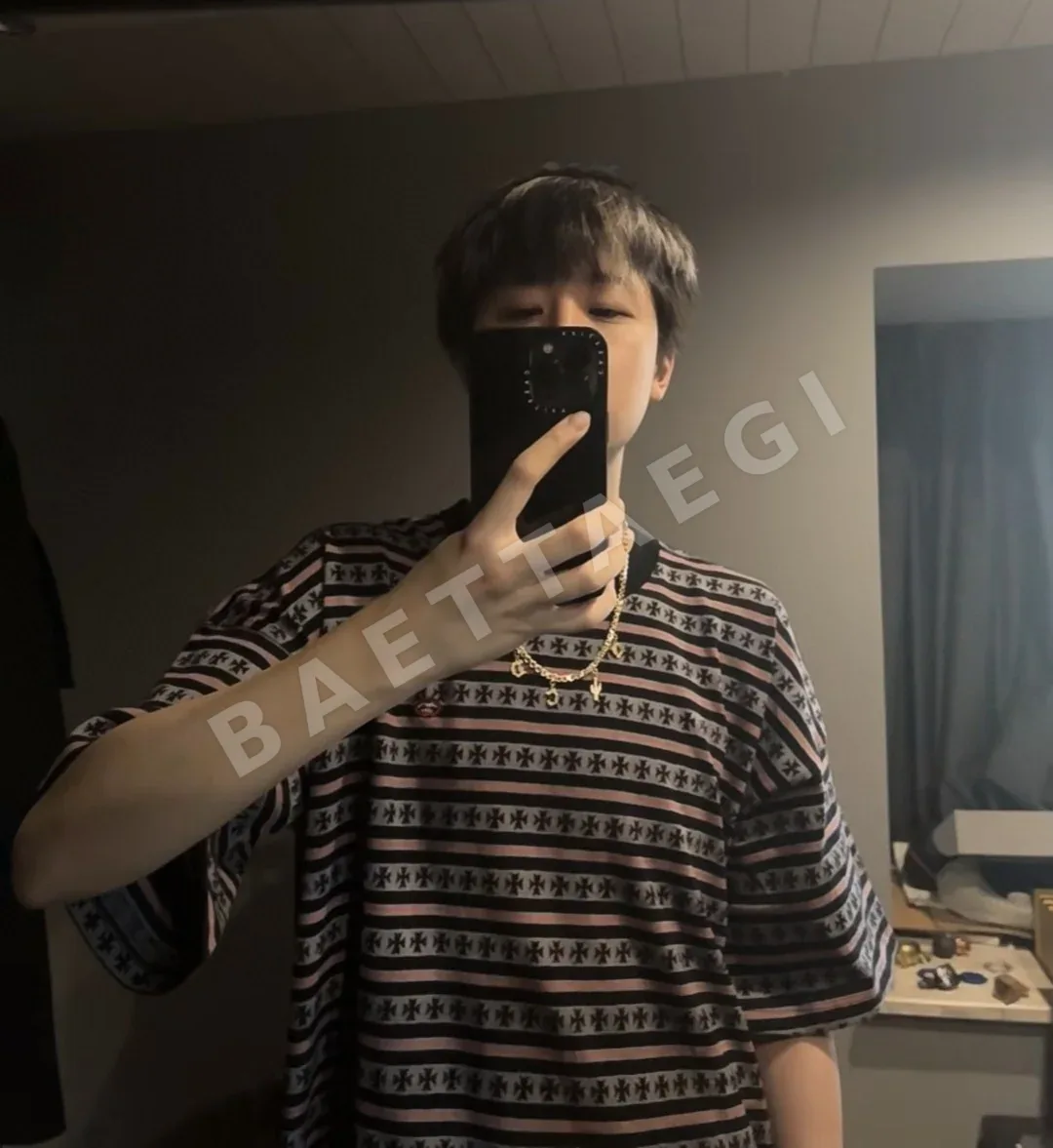 크롬하츠 스트라이프 자수 반팔 티셔츠 상세 이미지 19