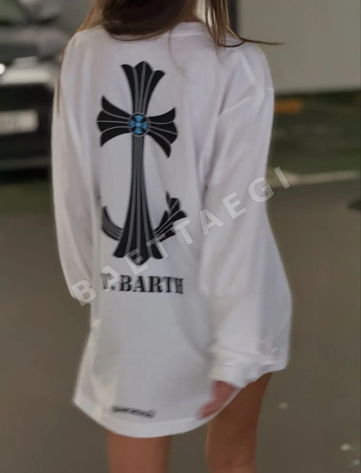 크롬하츠 세인트바츠 십자가 백색 남성 긴팔 티셔츠 상세 이미지 2