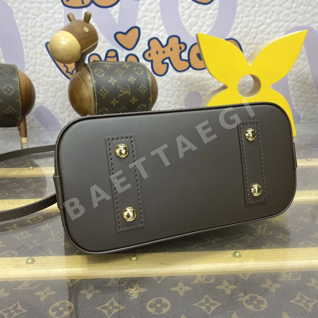 루이비통 알마 BB 가방 M46990 상세 이미지 4