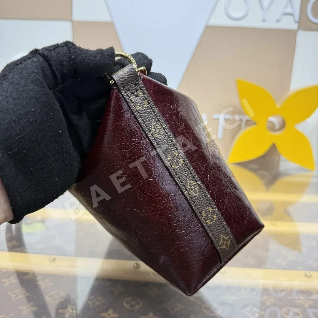 루이비통 멀티패스 미니 핸드백 상세 이미지 5