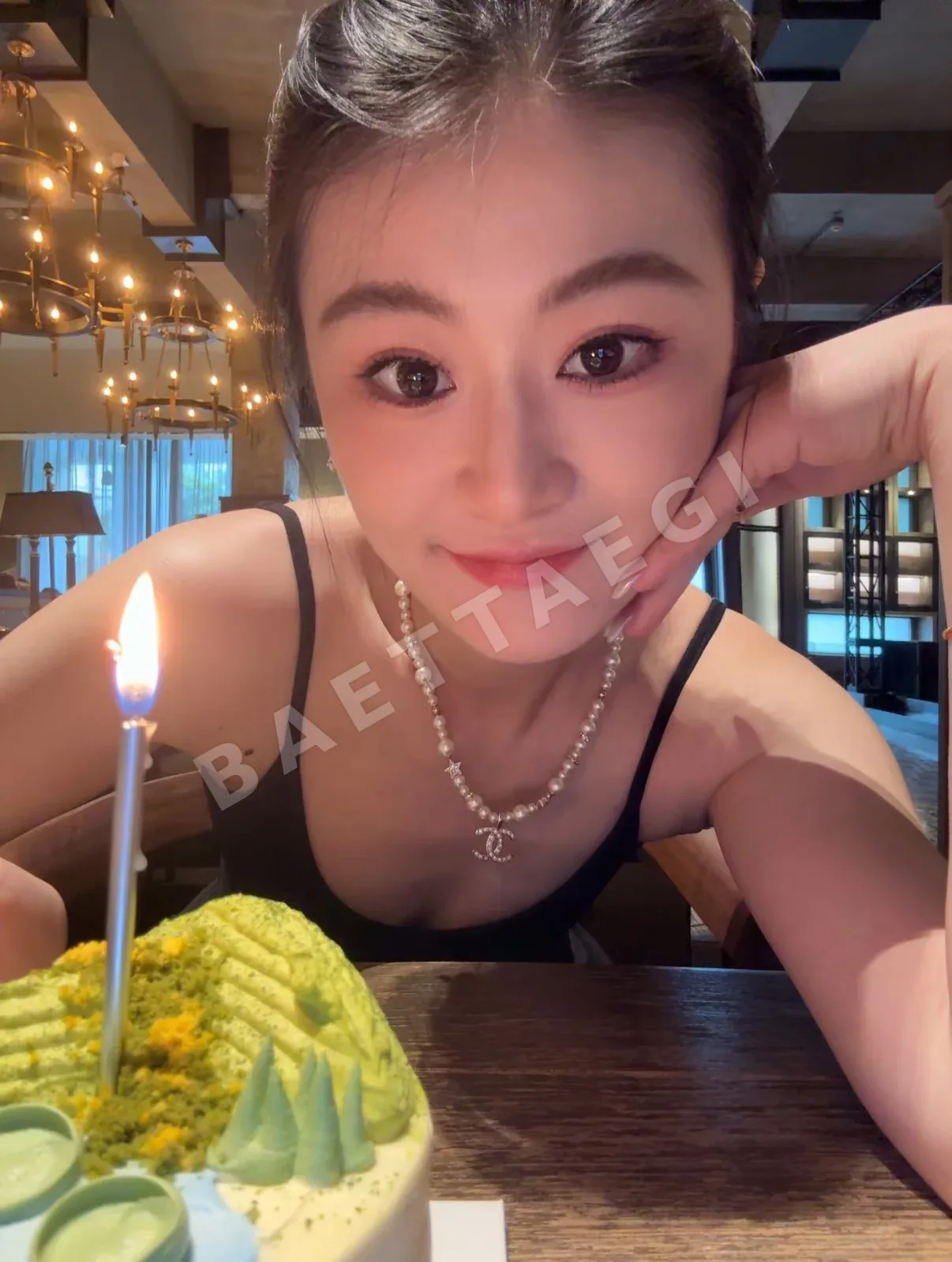 샤넬 골드 스타 더블 C 진주 초커 목걸이 상세 이미지 9