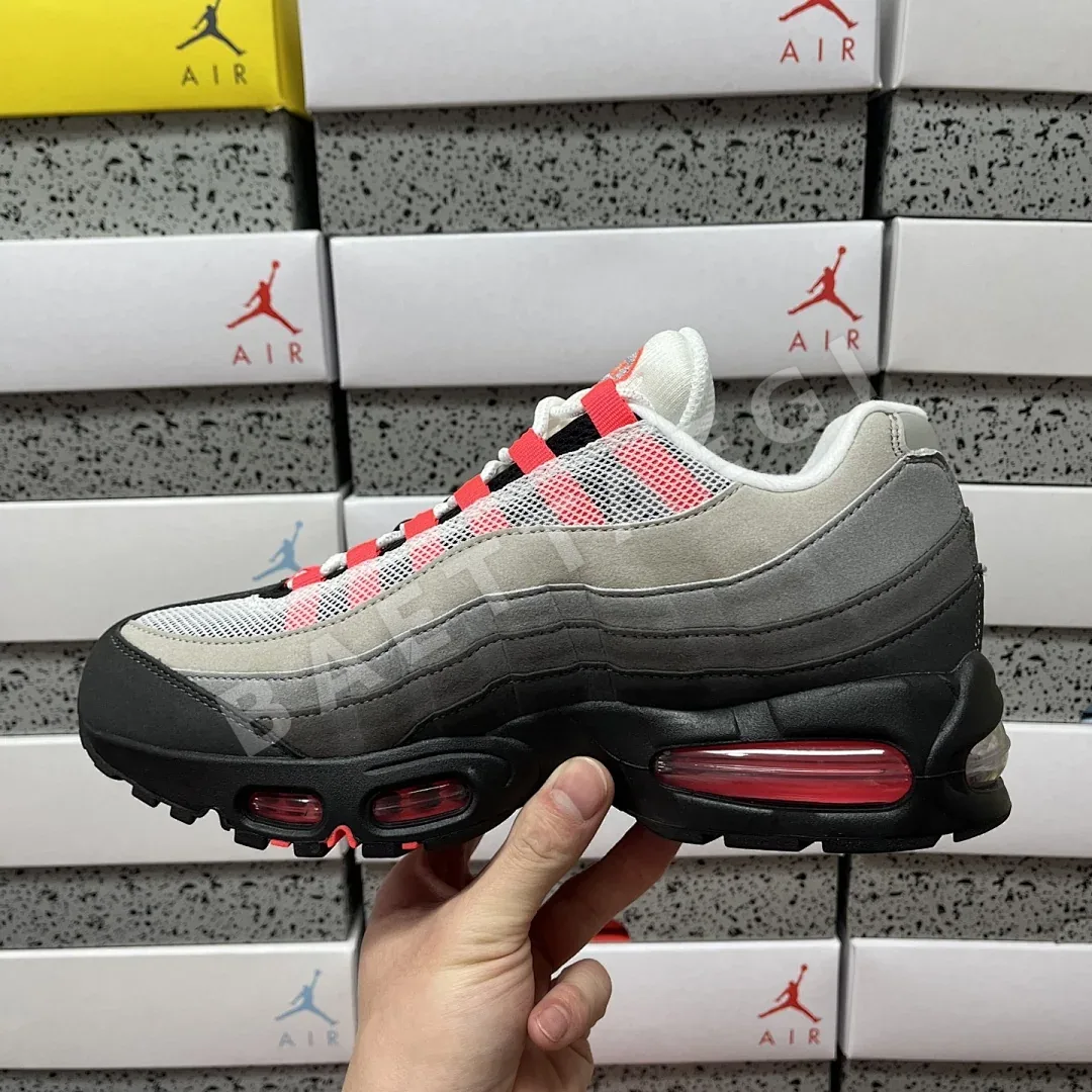 나이키 [GX] 에어 맥스 95 OG IM7410-001 201233 Nike Air Max 95 OG Big Bubble Solar Red 상세 이미지 3