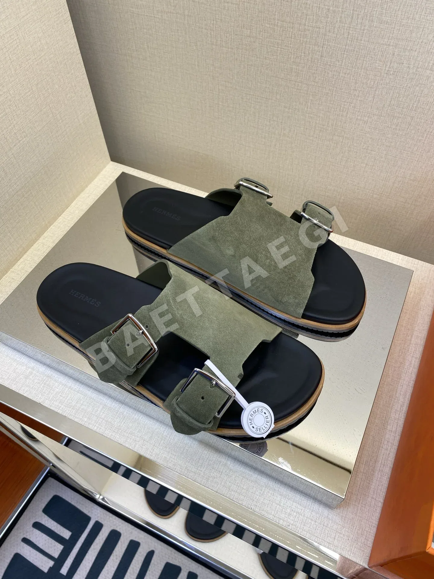 에르메스 샌들 남성 가죽 더블 버클 상세 이미지 3