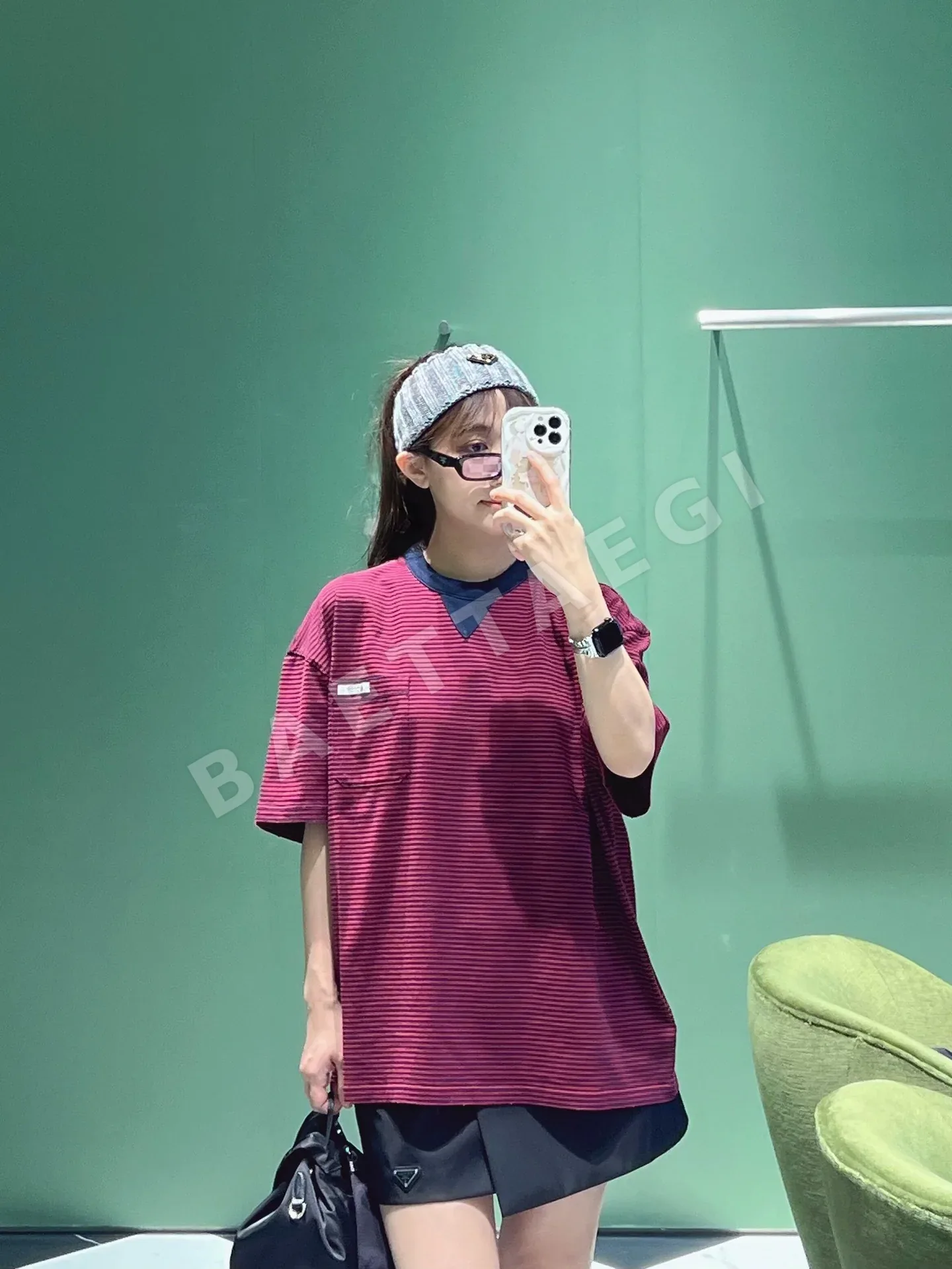 프라다 스트라이프 오버핏 반팔 티셔츠