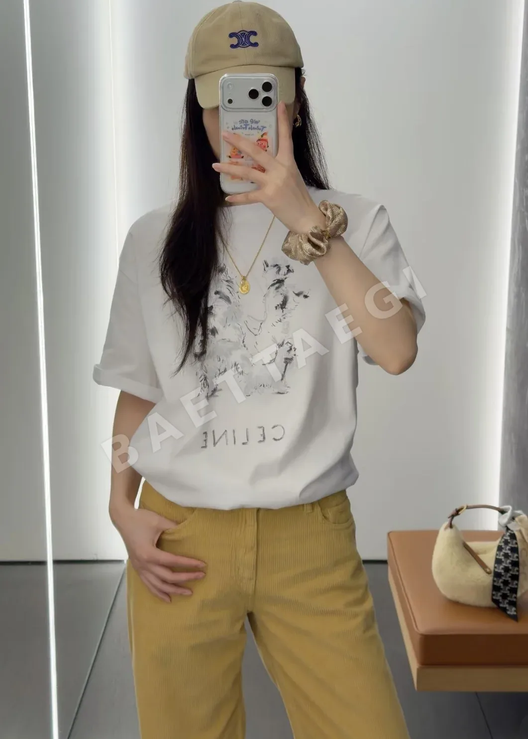 셀린느 강아지 패턴 여성 반팔 티셔츠 상세 이미지 9