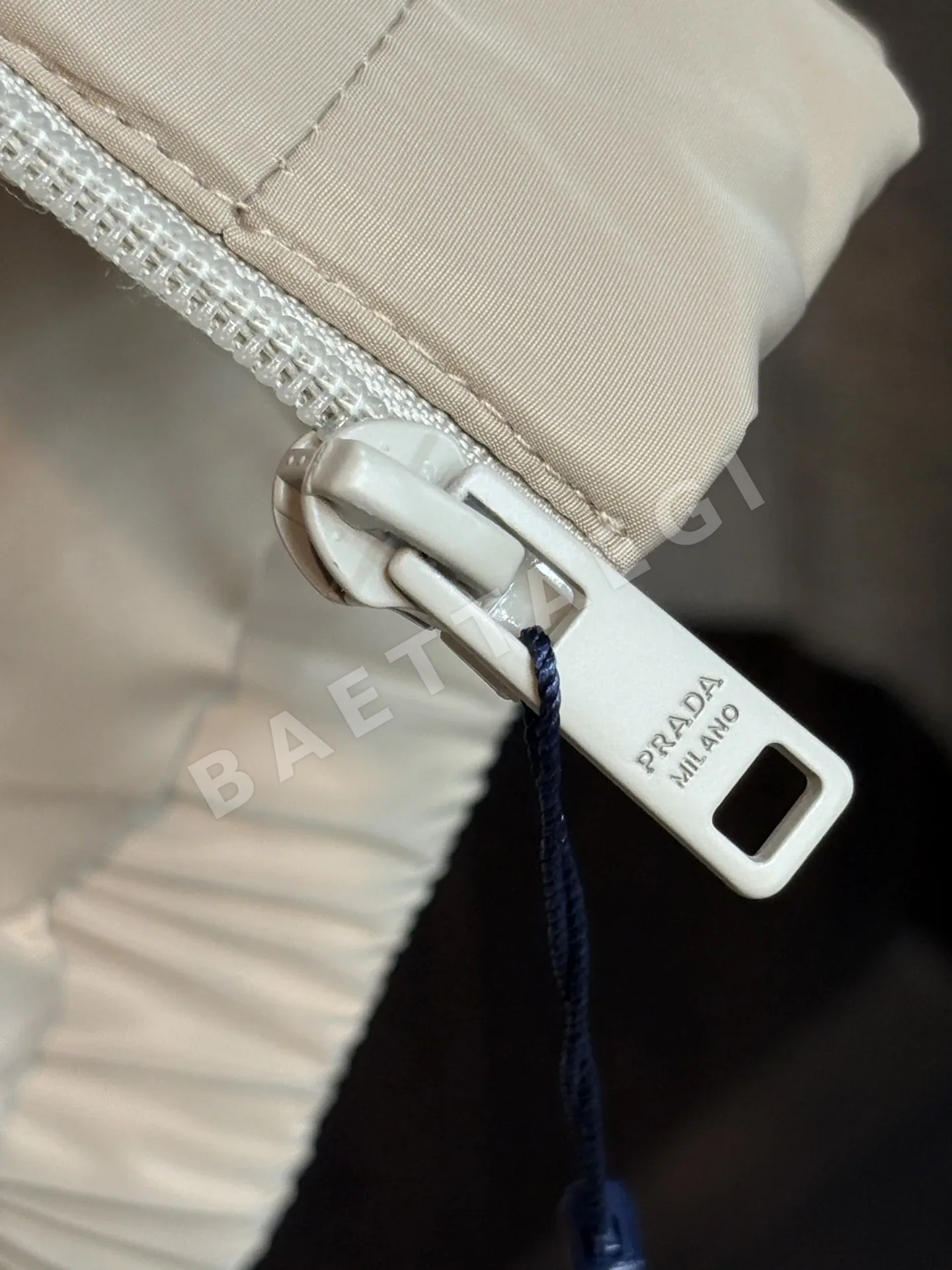 프라다 후드 스탠드카라 퀼팅 자켓 남성용 상세 이미지 8