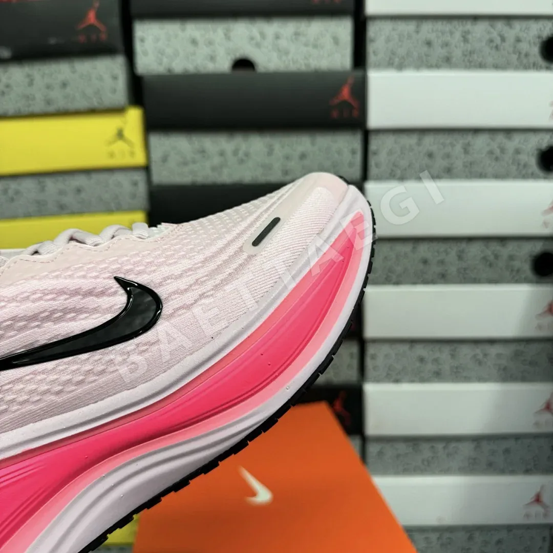 나이키 [XY] 보메로 플러스 HV8150-602 201319 Nike Vomero Plus Pink Foam Hyper 상세 이미지 10