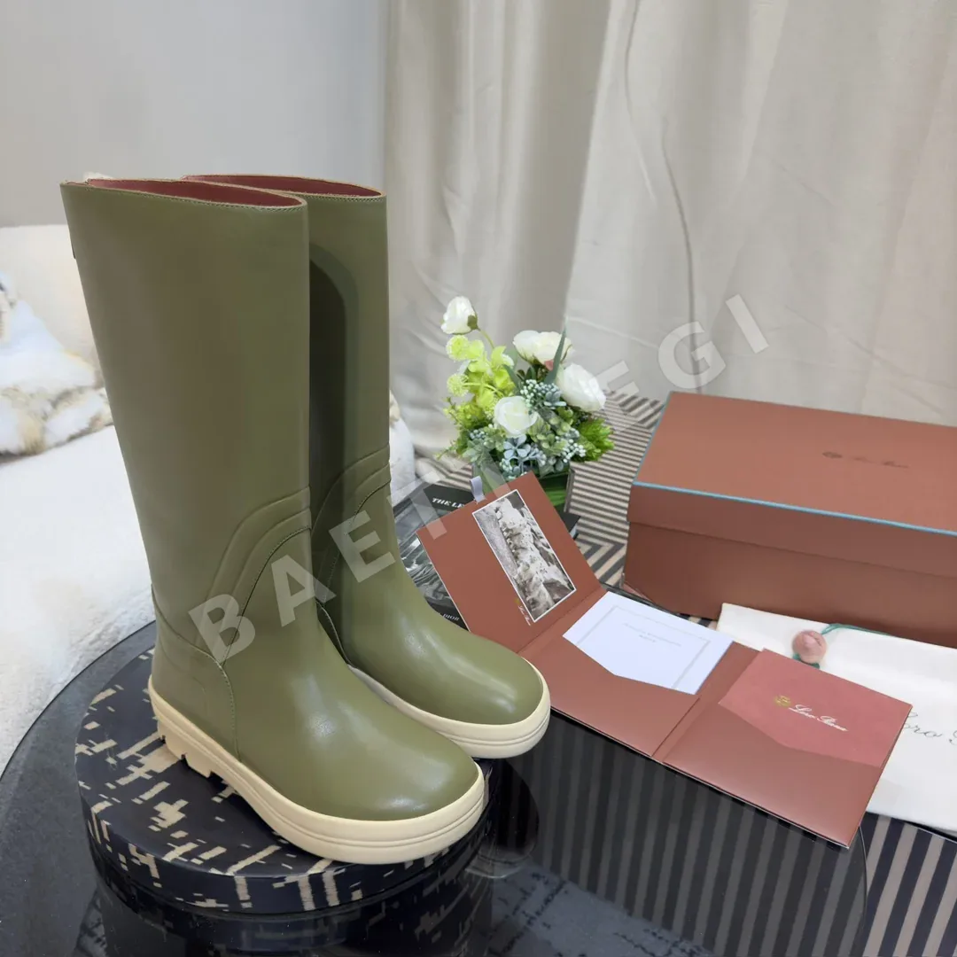 로로피아나 레이크사이드 미드카프 부츠 94198