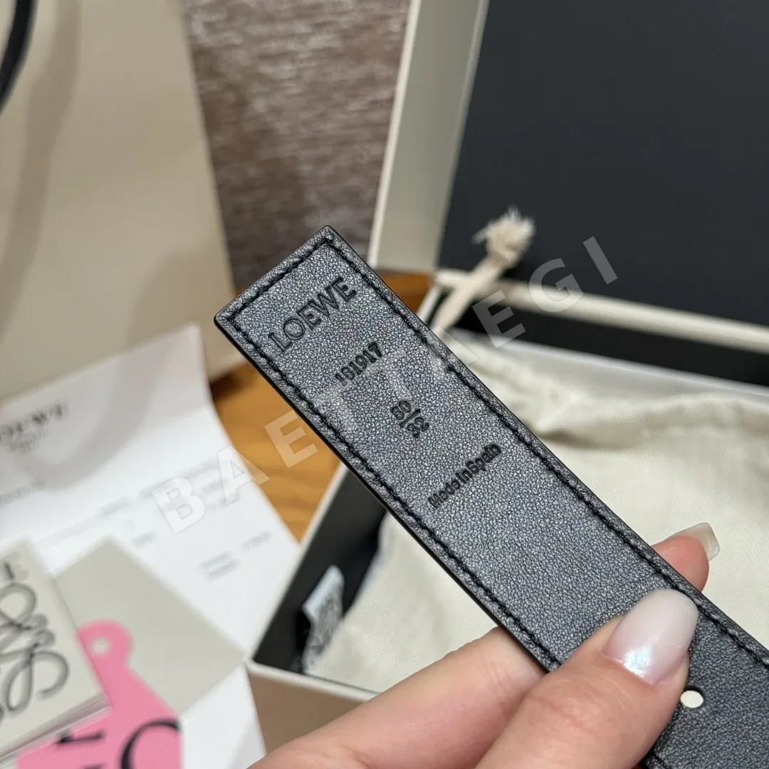 로에베 양면 가죽 벨트 2.8 cm 상세 이미지 9