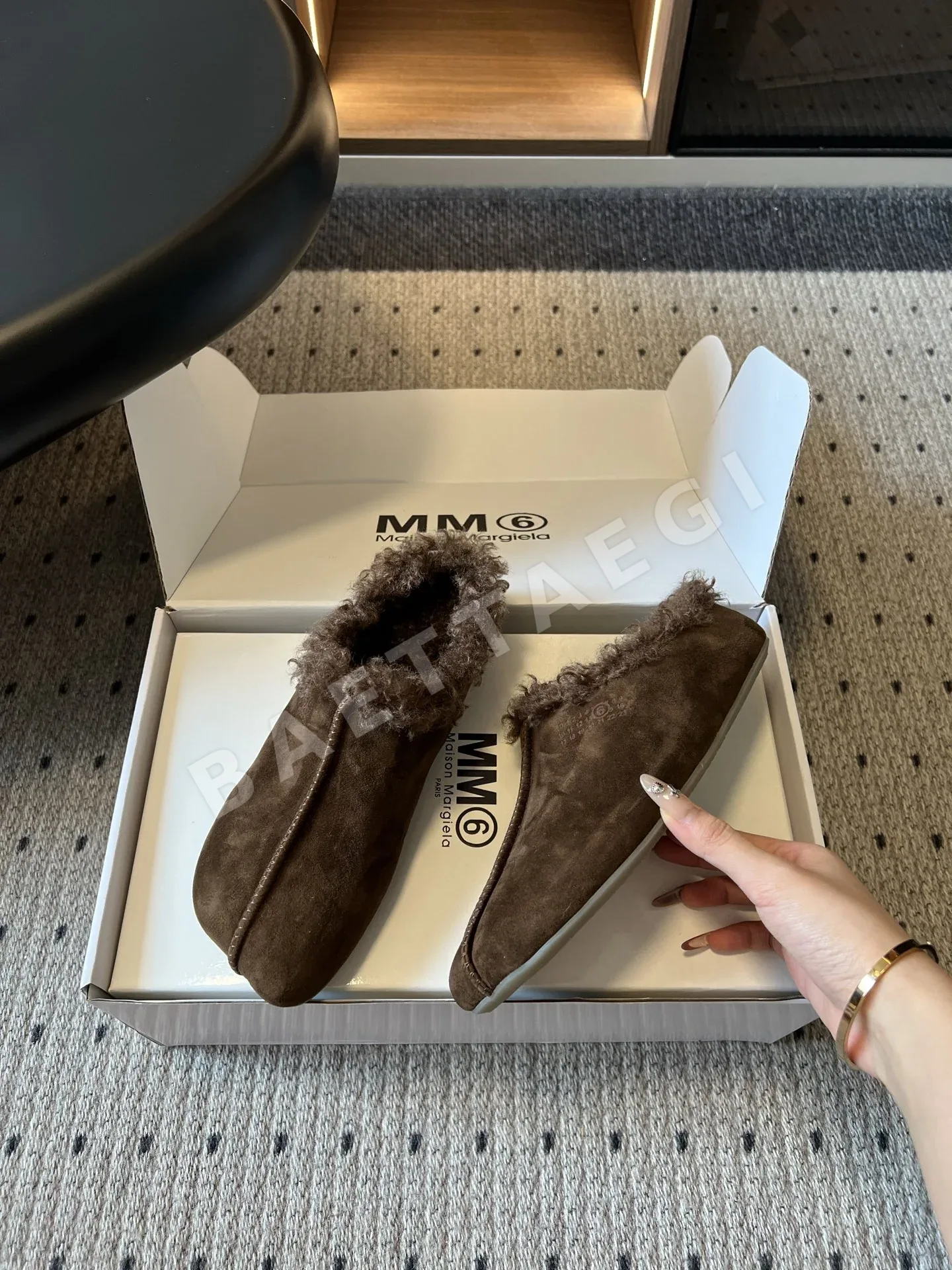 마르지엘라 클로즈드 토 뮬 슬리퍼 상세 이미지 4