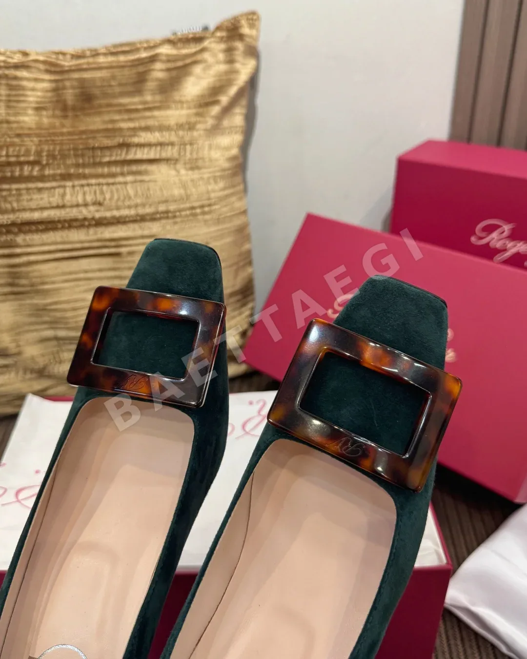 로저비비에 호피 버클 플랫슈즈 상세 이미지 7