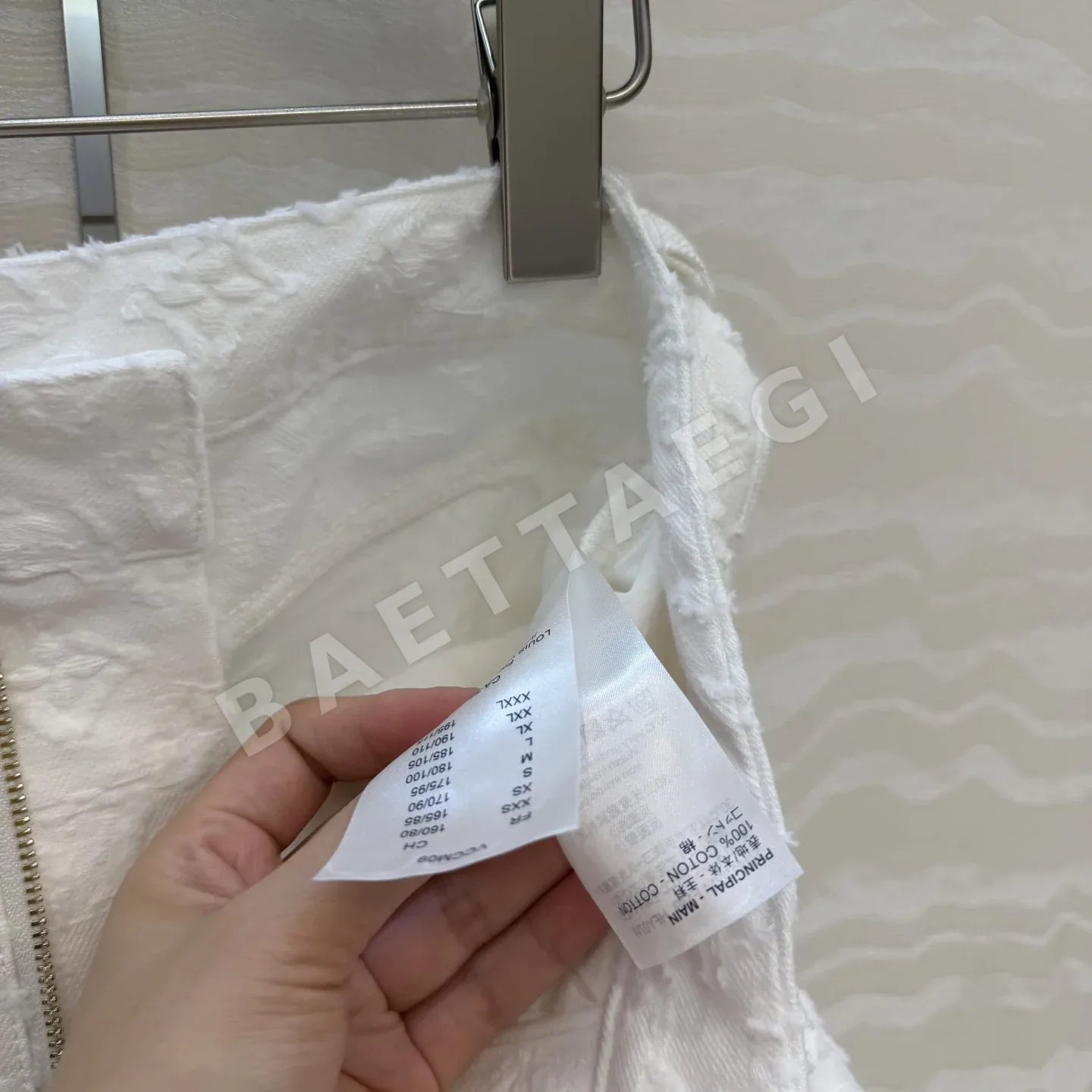 루이비통 모노그램 자카드 화이트 데님 반바지 상세 이미지 8