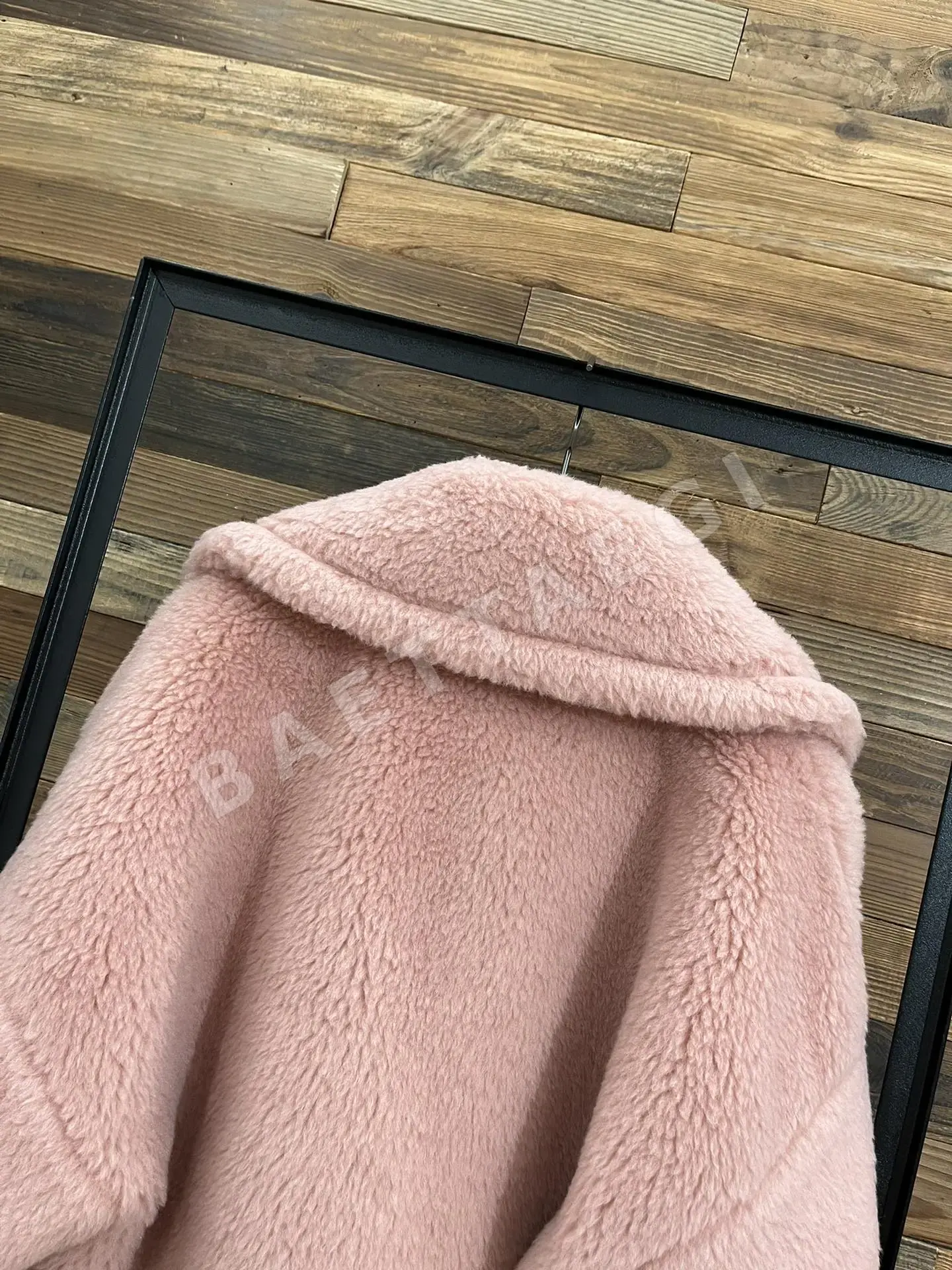 막스마라(Max Mara)의 테디베어 케이프/숏 코트 상세 이미지 5
