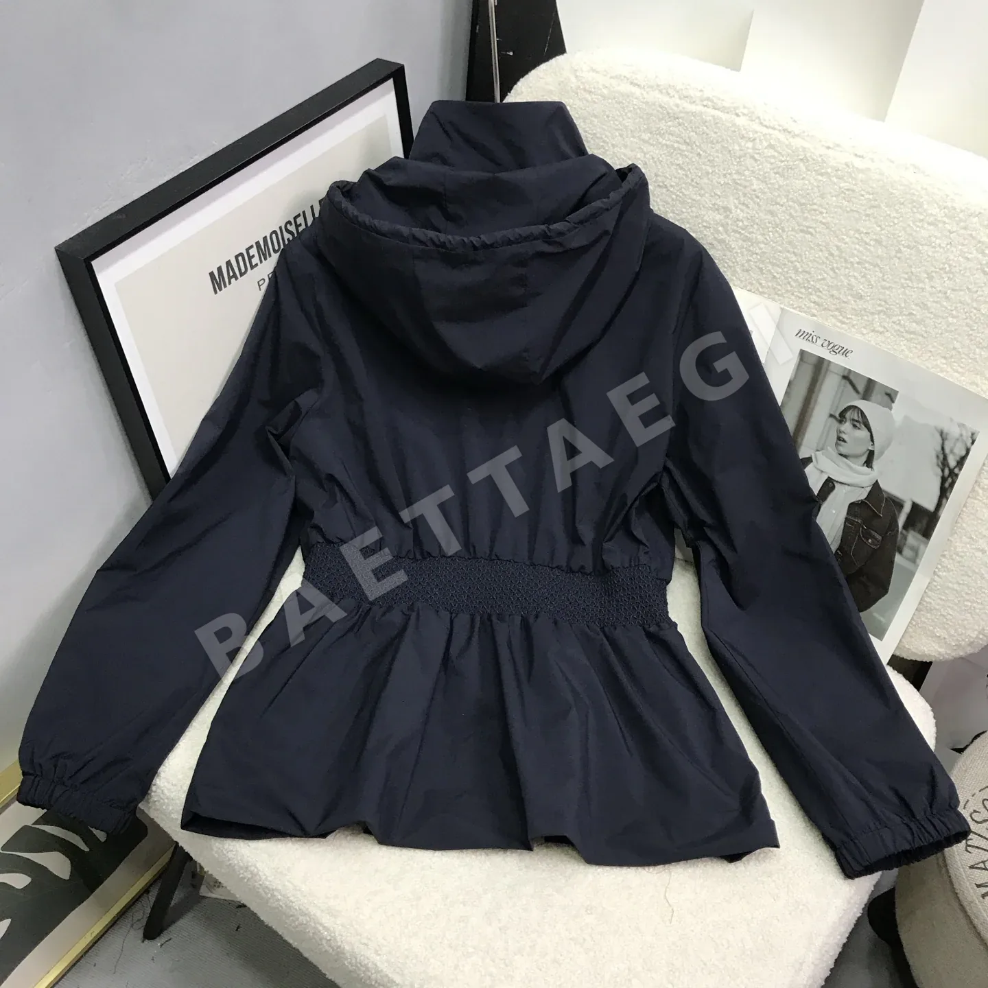 몽클레르 후드 윈드브레이커 자켓 상세 이미지 9