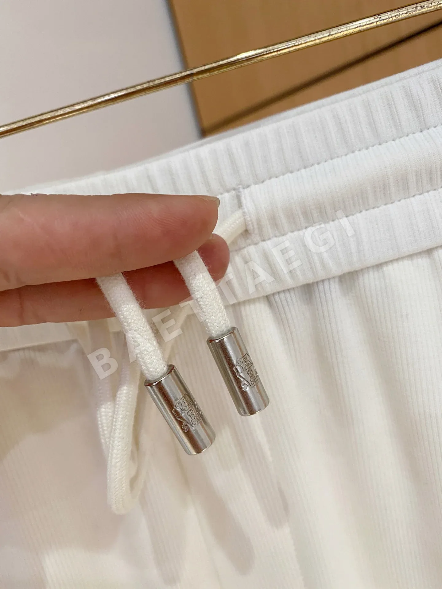 브루넬로쿠치넬리 텐셀 원단 남성 바지 상세 이미지 7