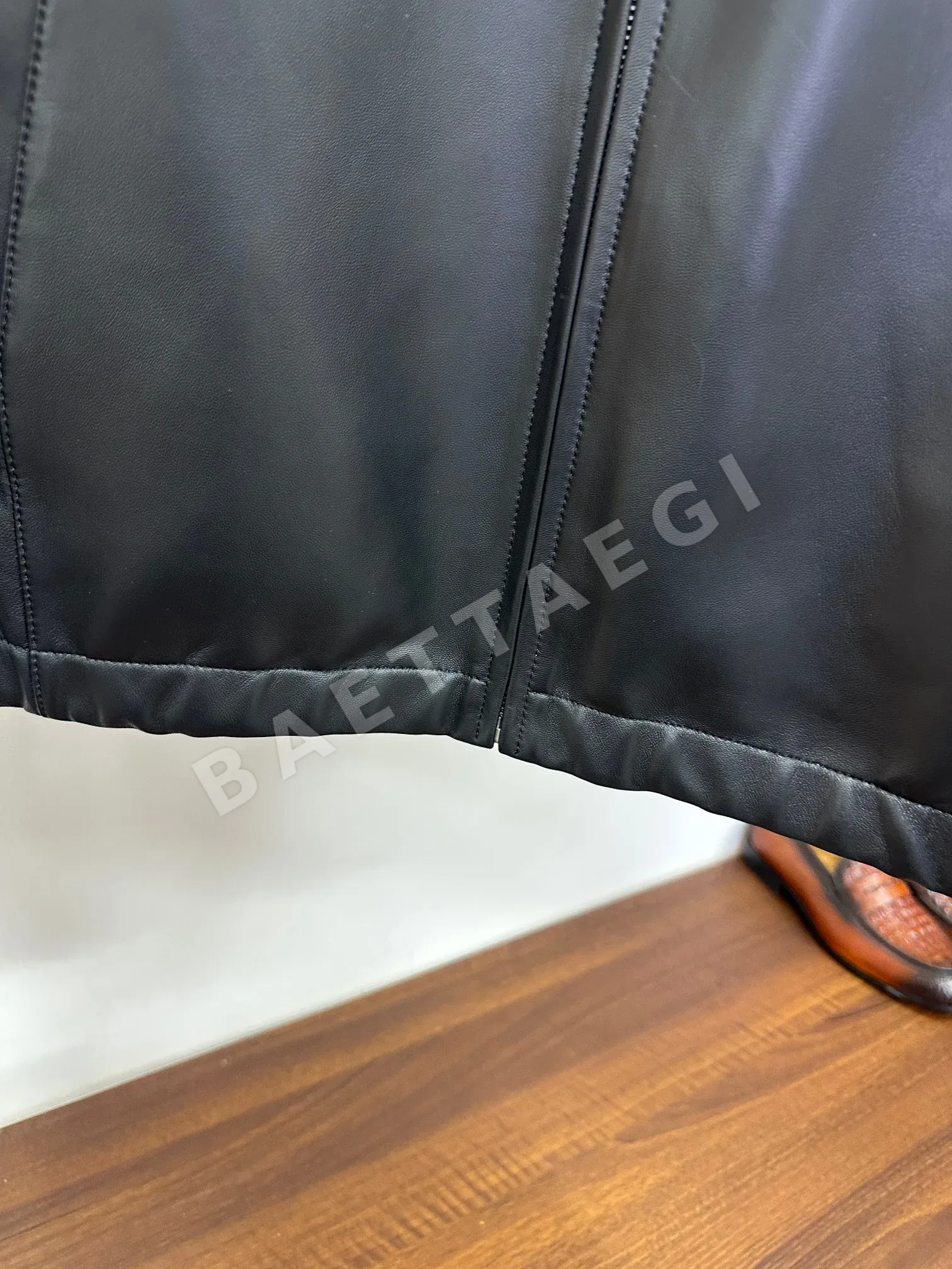 로로피아나 리버시블 스탠드 카라 남성 자켓 상세 이미지 6