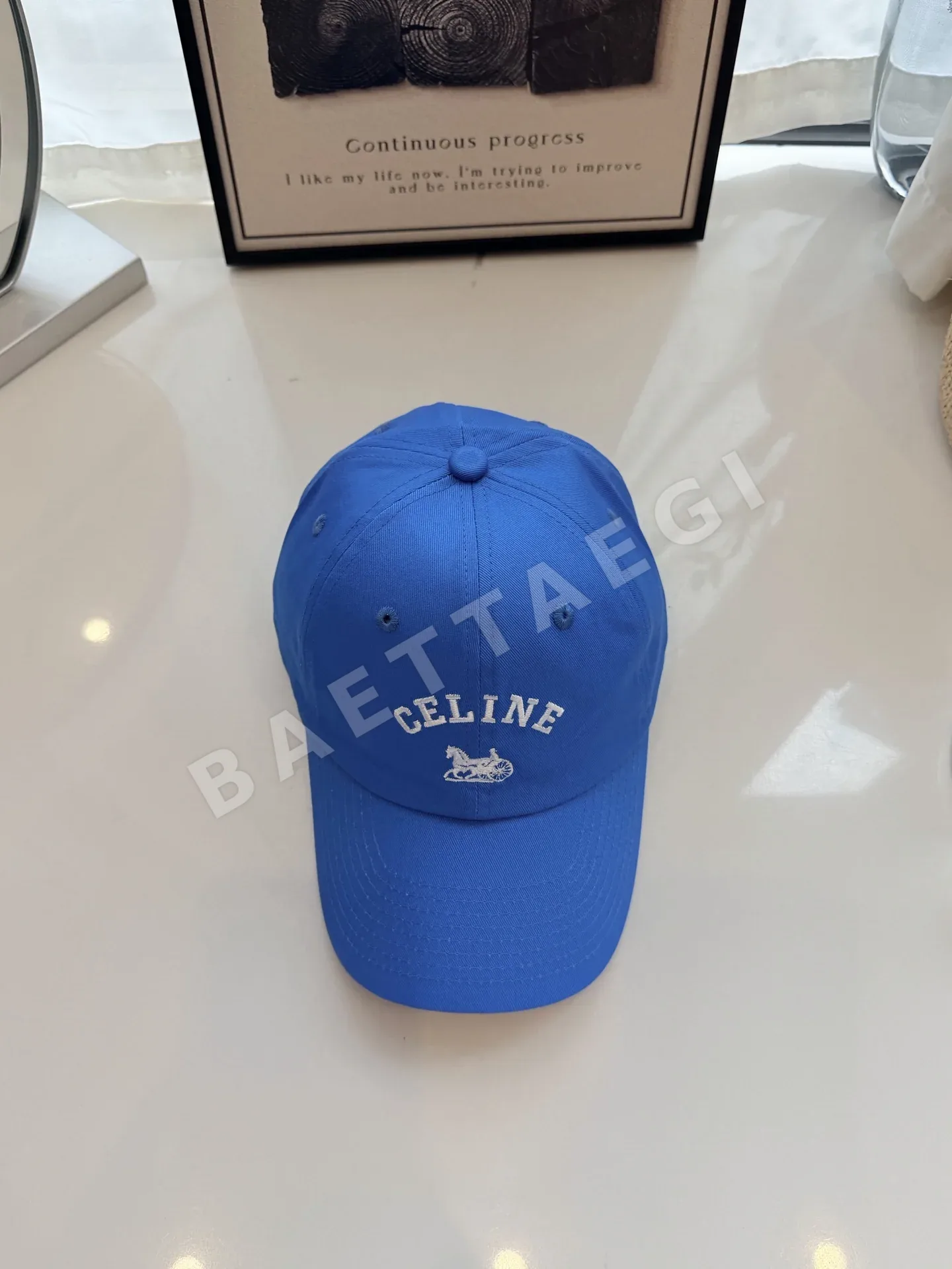 셀린느 클래식 캐주얼 베이스볼 모자 84103