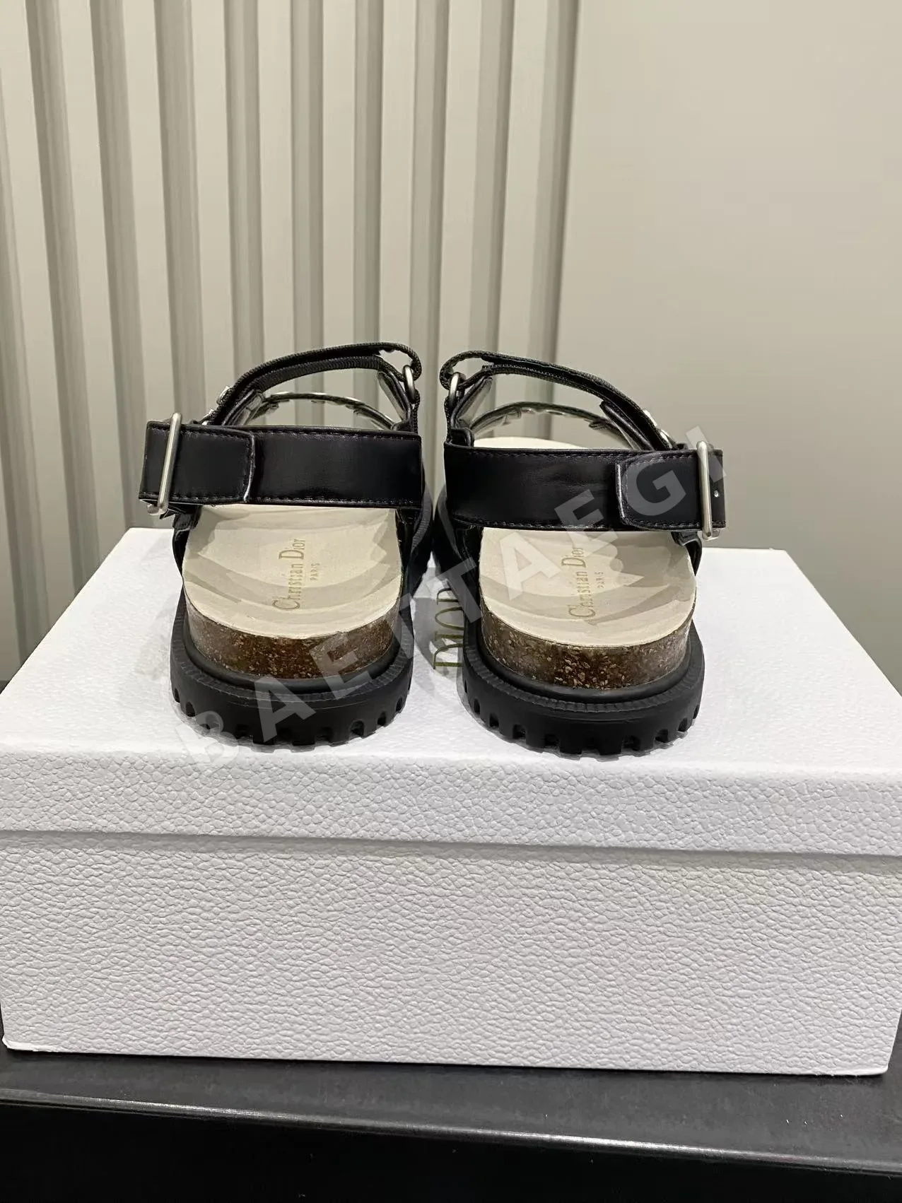 디올 벨크로 샌들 상세 이미지 8