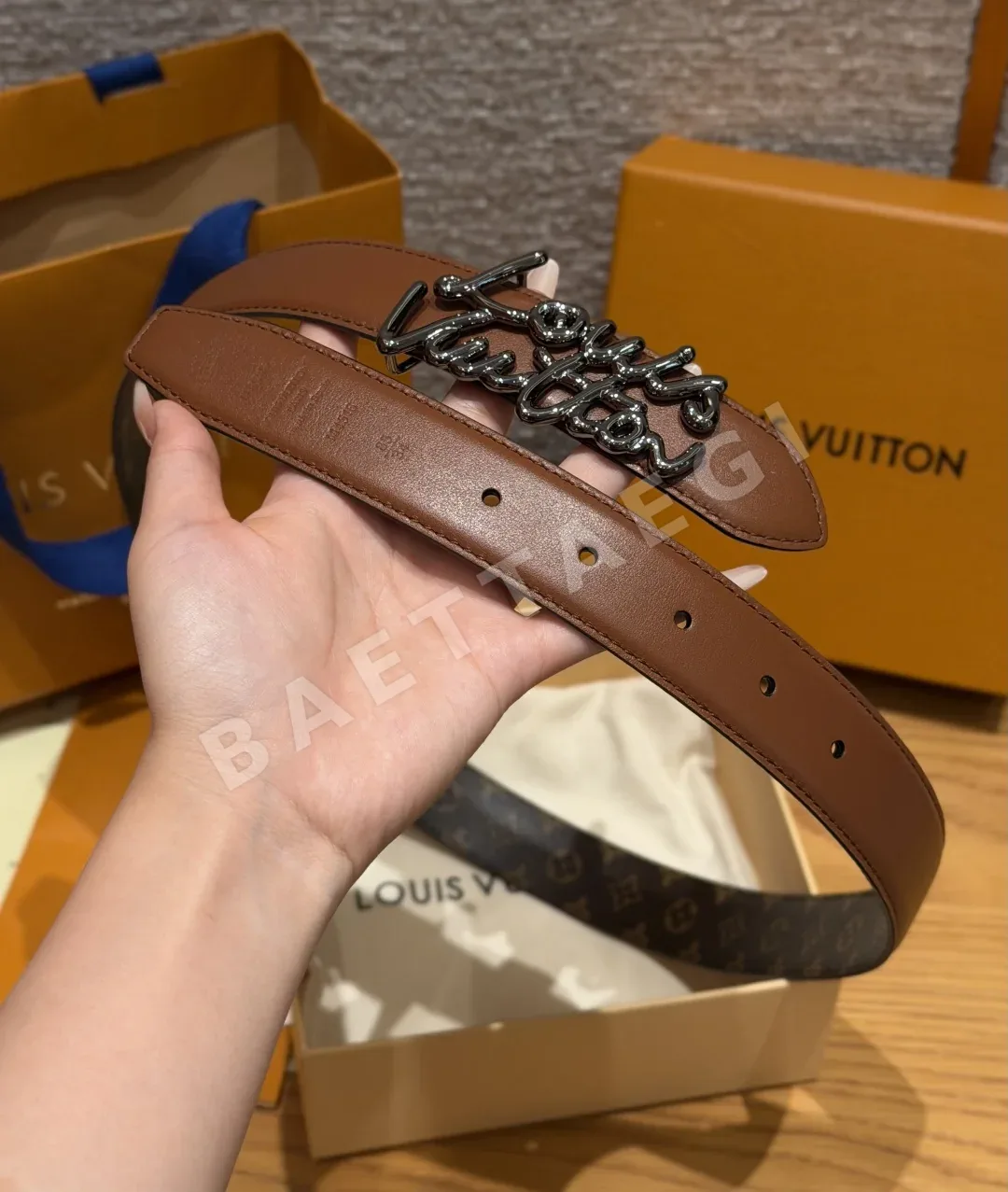 루이비통 스크립트 30mm 리버시블 벨트 상세 이미지 3