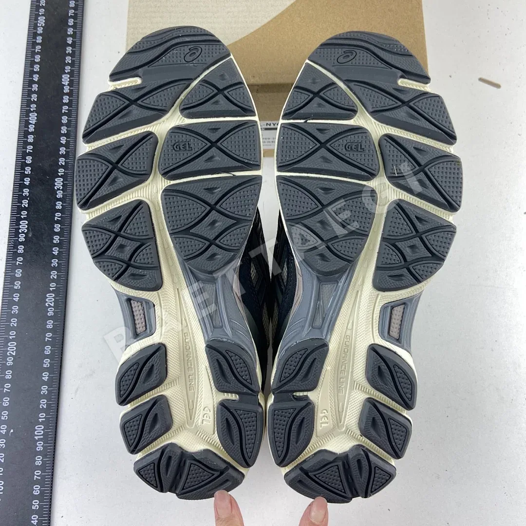 아식스 [HP] 젤 NYC 1201A789-250 200207 Asics Gel-NYC Oatmeal Obsidian Grey 상세 이미지 8