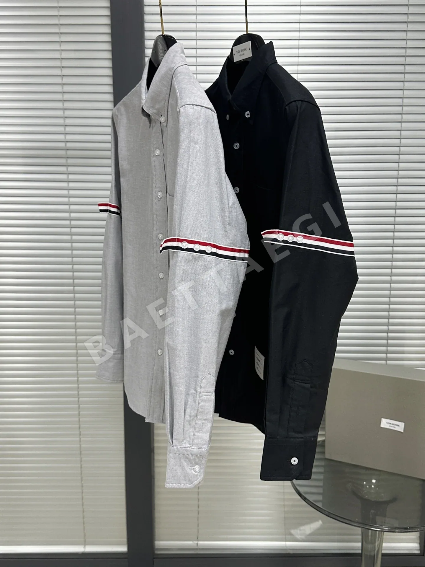 톰브라운 3색 리본 장식 긴팔 셔츠 상세 이미지 4