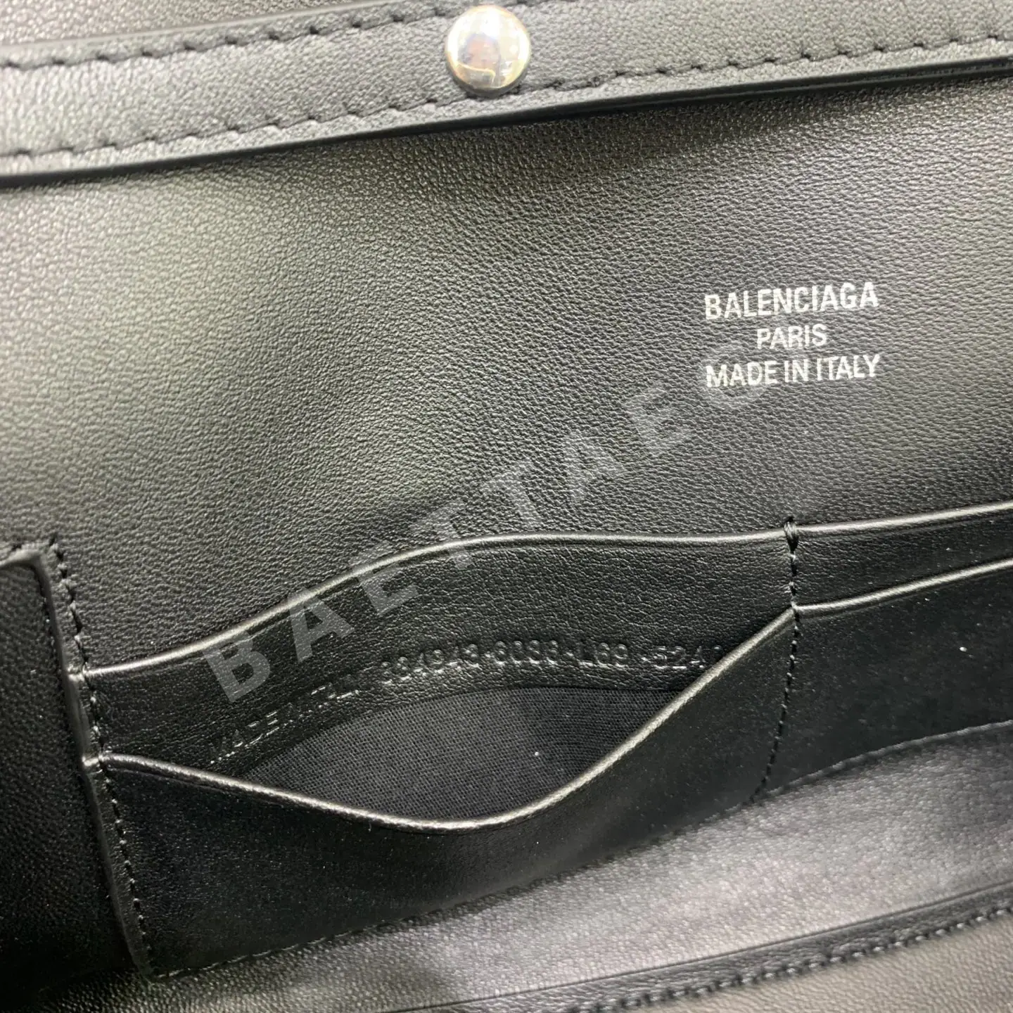 발렌시아가 벨 에어 클러치 플랩 가방 상세 이미지 8