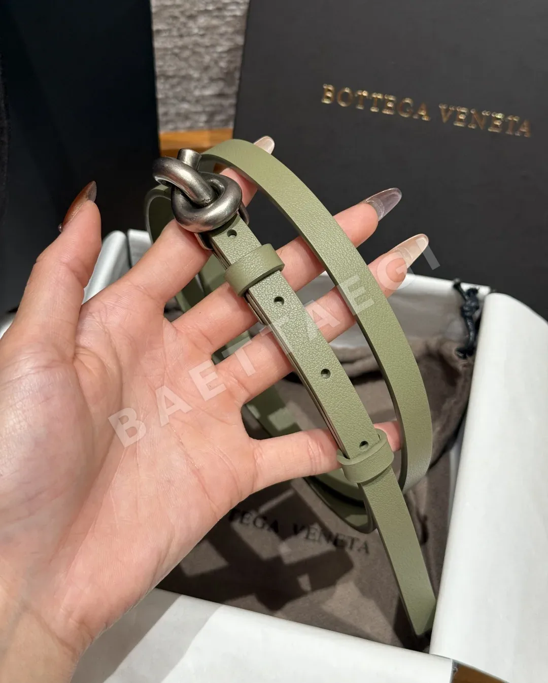 보테가베네타 노트 가죽 벨트 상세 이미지 3