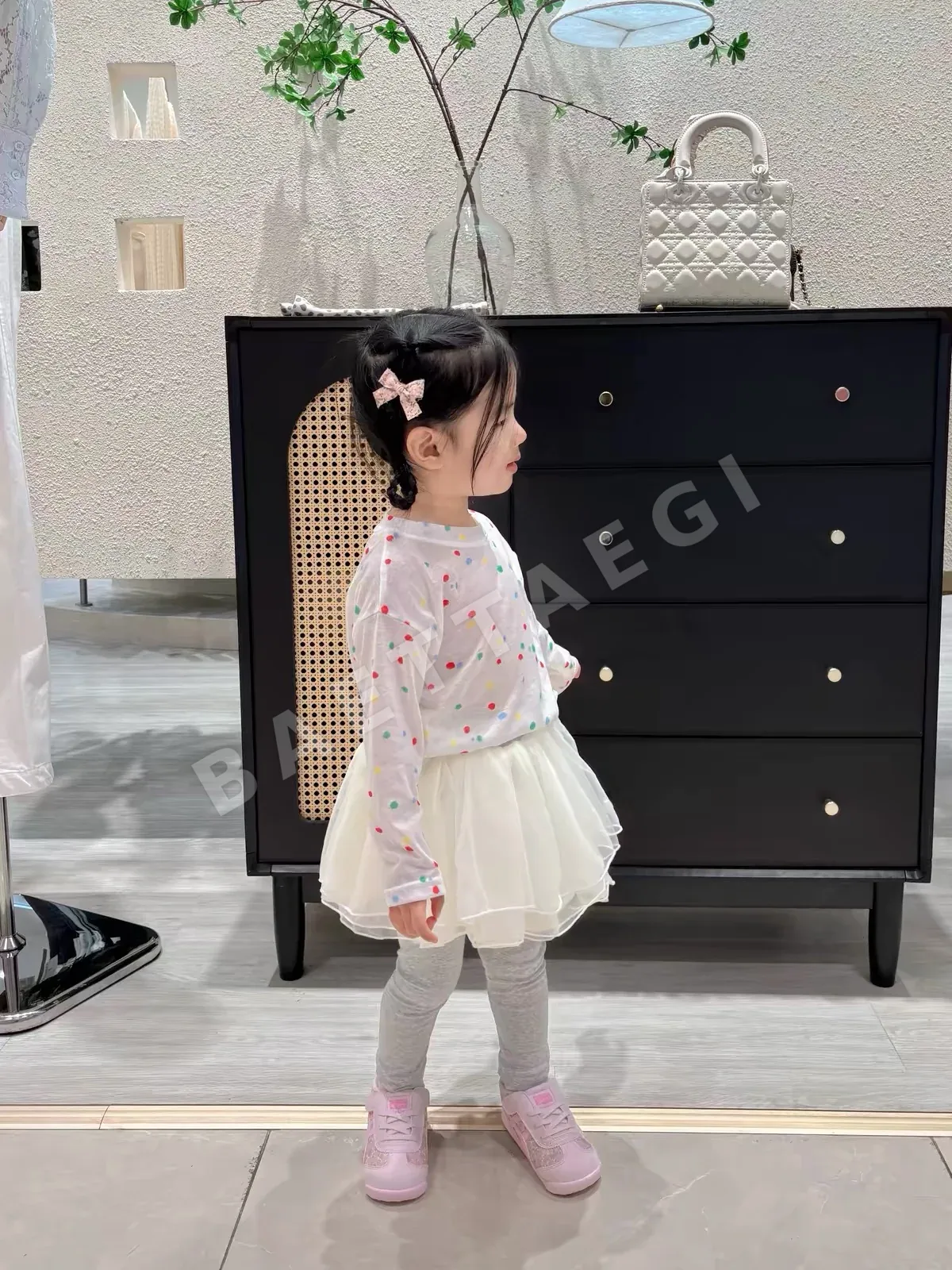 오니츠카타이거 스니커즈 비행기 날개 디테일 상세 이미지 6