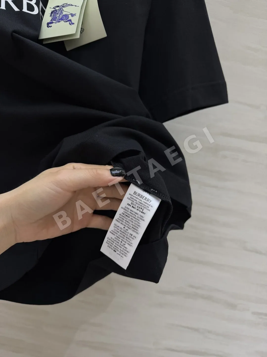버버리 여성 반팔 티셔츠 상세 이미지 6
