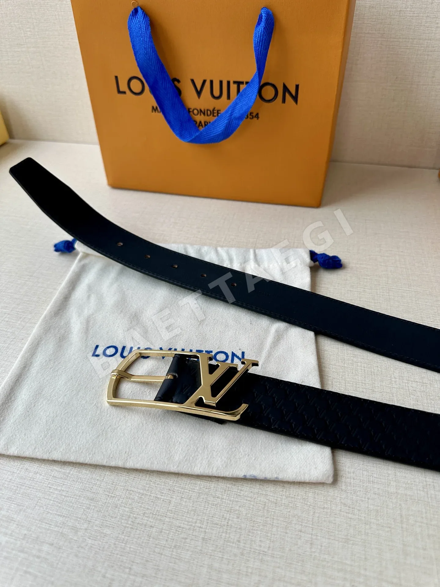 루이비통 LV 에어로그람 버클 벨트 상세 이미지 3