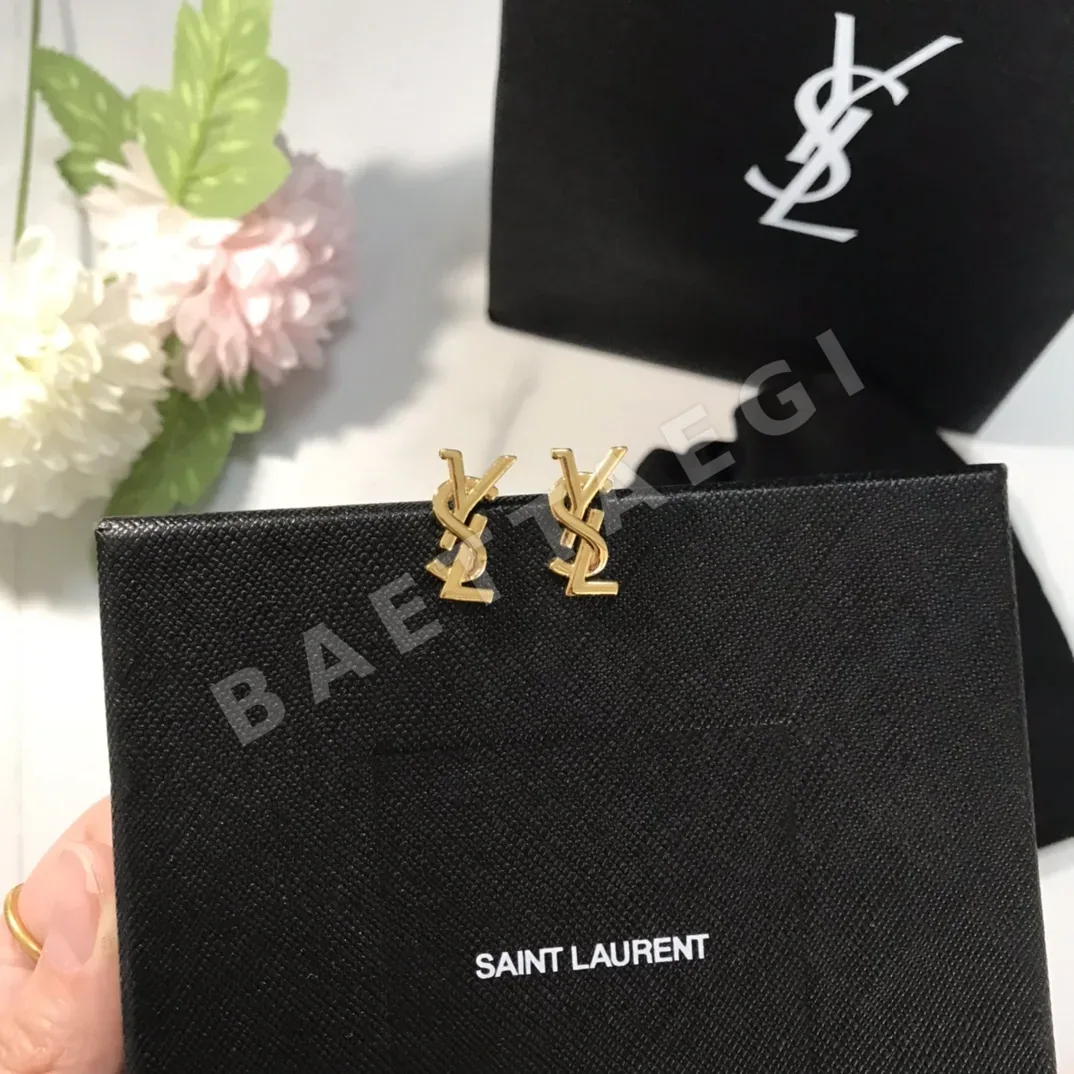 생로랑 YSL 이니셜 귀걸이 상세 이미지 4