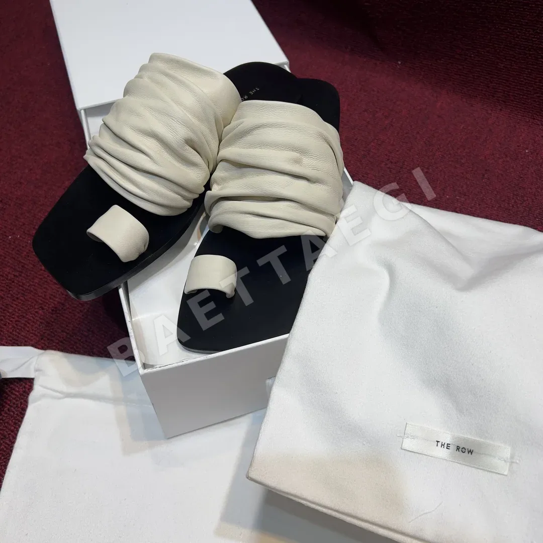 더로우 혼합 양가죽 샌들 상세 이미지 6