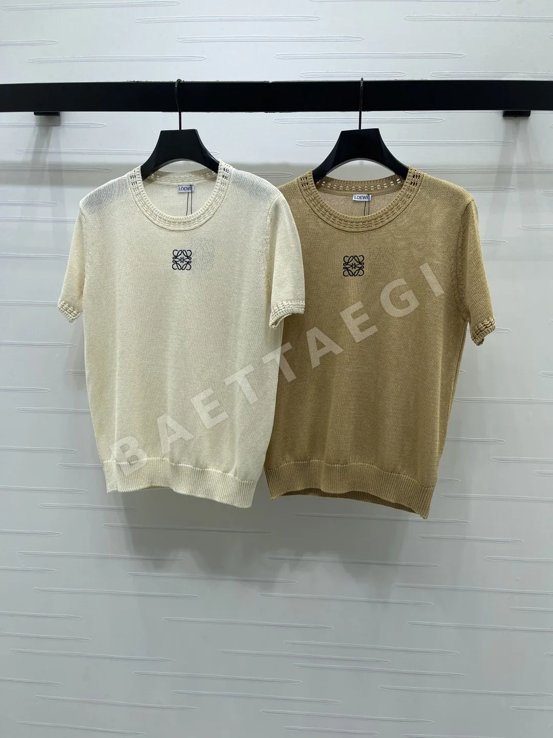 로에베 여성 자수 크루넥 니트 반팔 티셔츠 96844