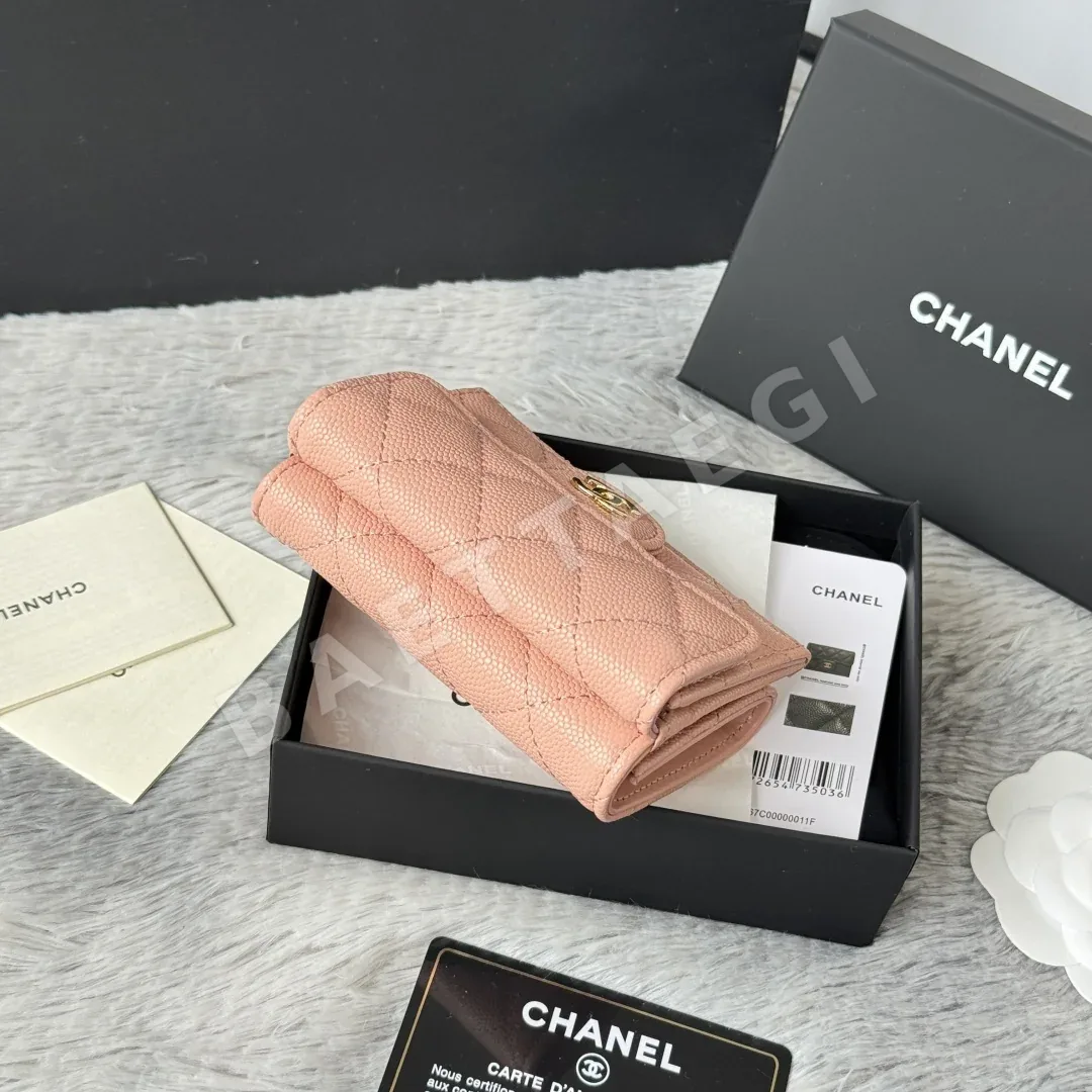 샤넬 다이아몬드 스몰그레인 소가죽 3단 지갑 상세 이미지 4