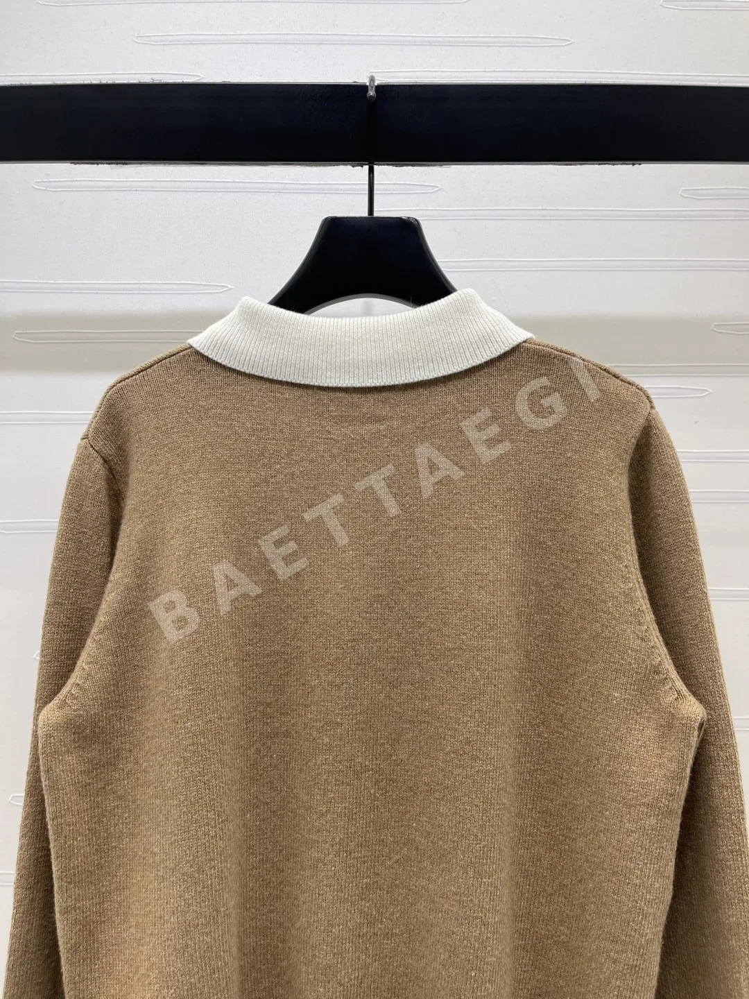 폴로 여성 울 혼방 라펠 카라 니트 탑 상세 이미지 7
