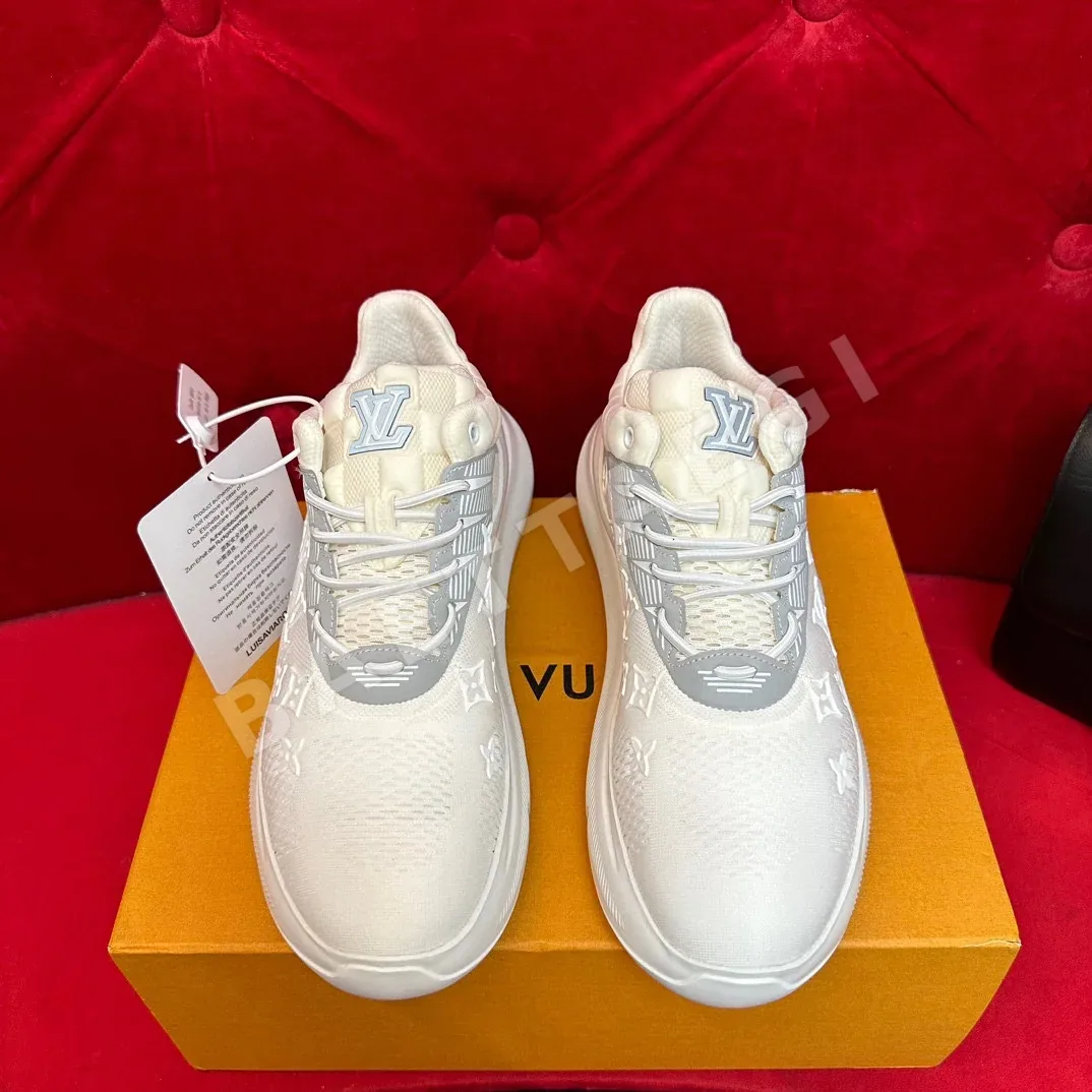 루이비통 LV 러너 타틱 남성 러닝화 3761