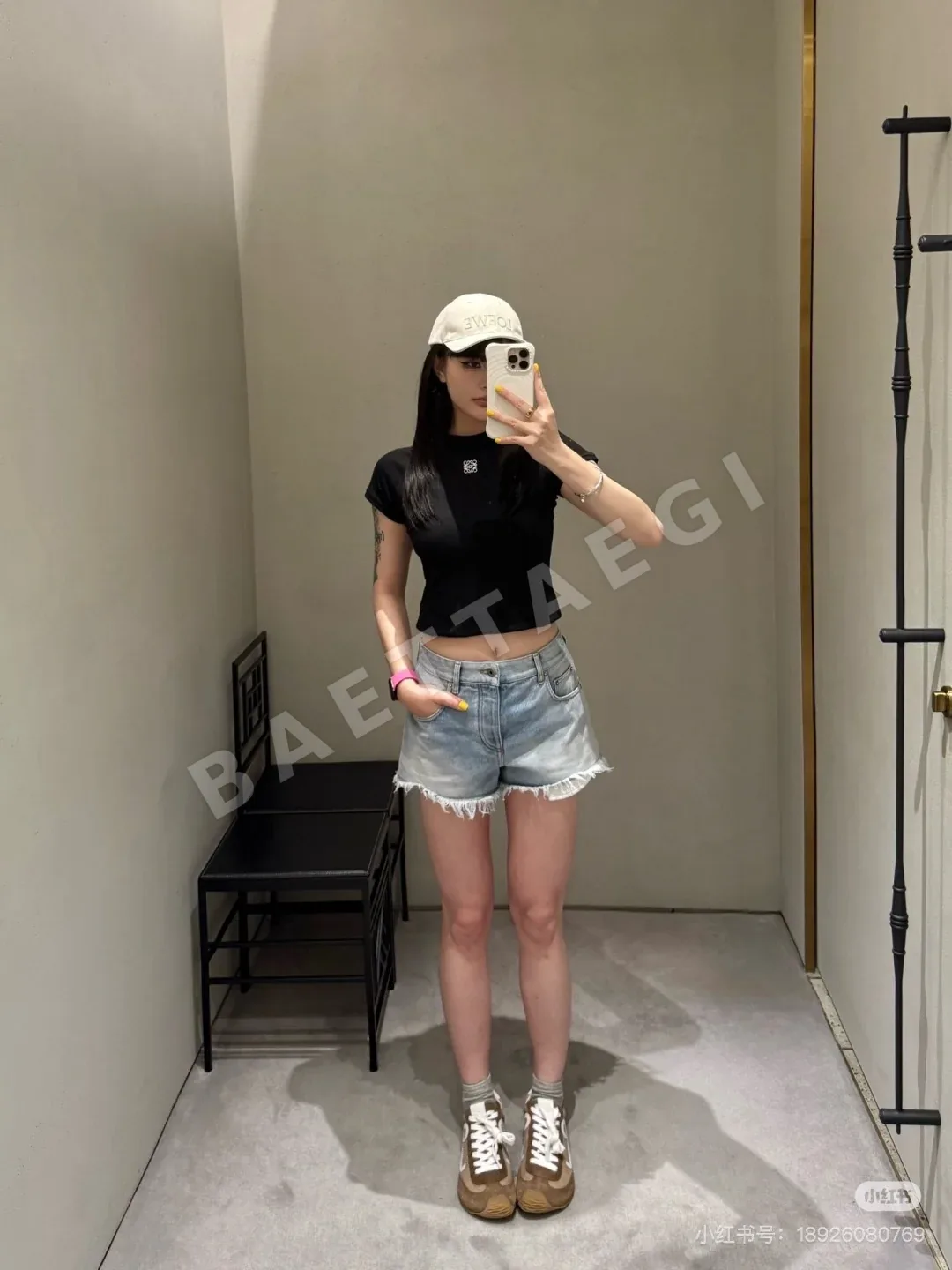 로에베 여성 반팔 티셔츠 상세 이미지 2