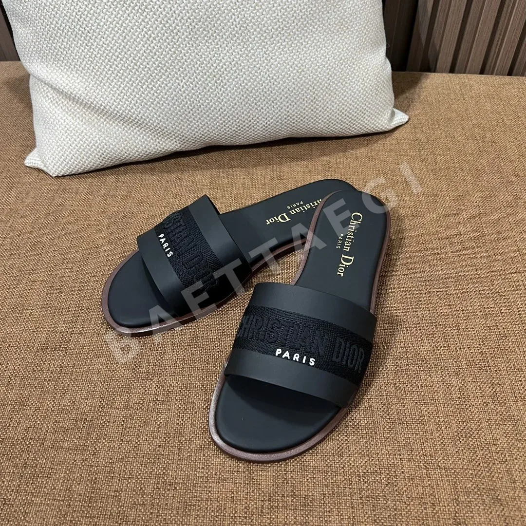 디올 디웨이 슬라이드 블랙 신발 상세 이미지 5