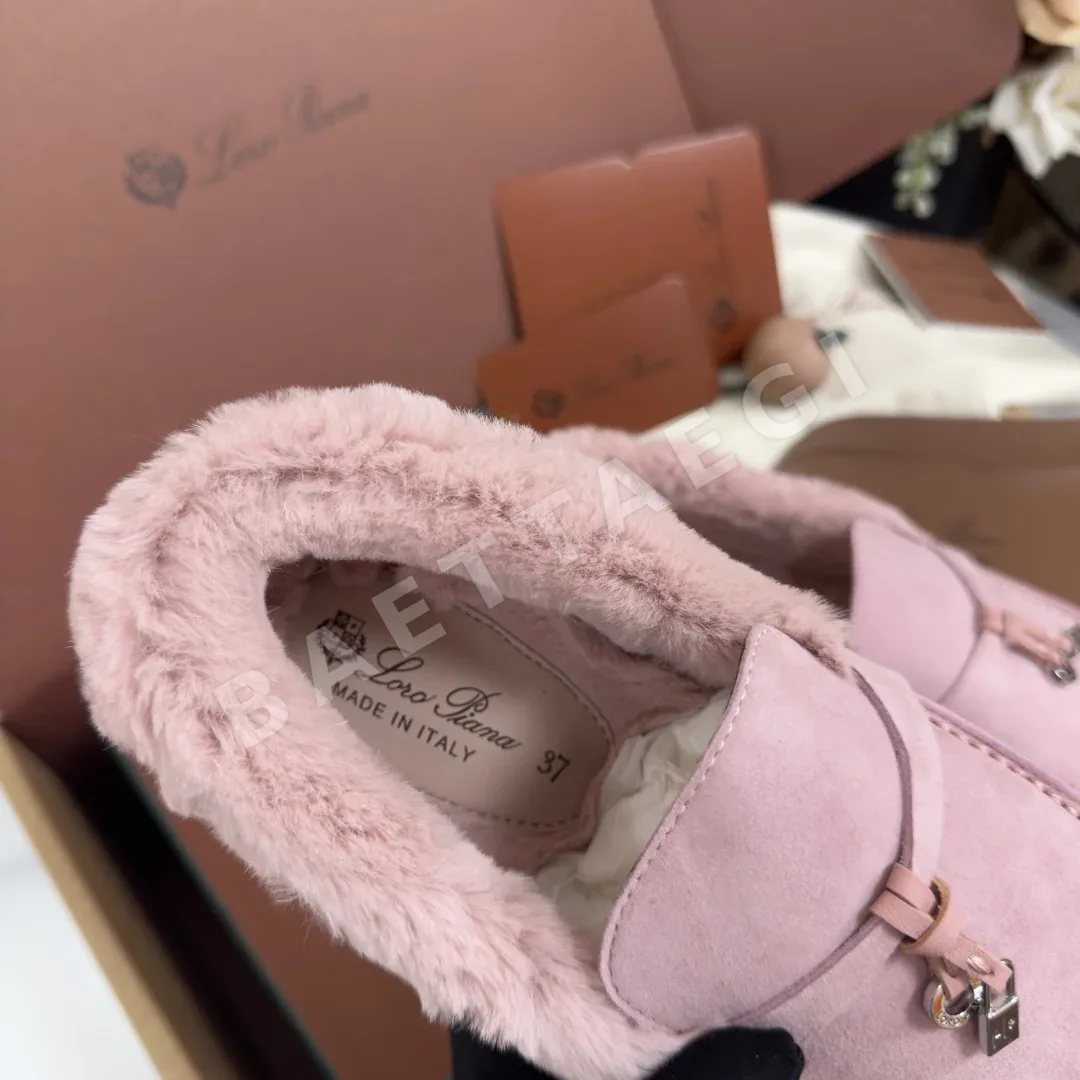 로로피아나 썸머워크 시어링 로퍼 상세 이미지 8