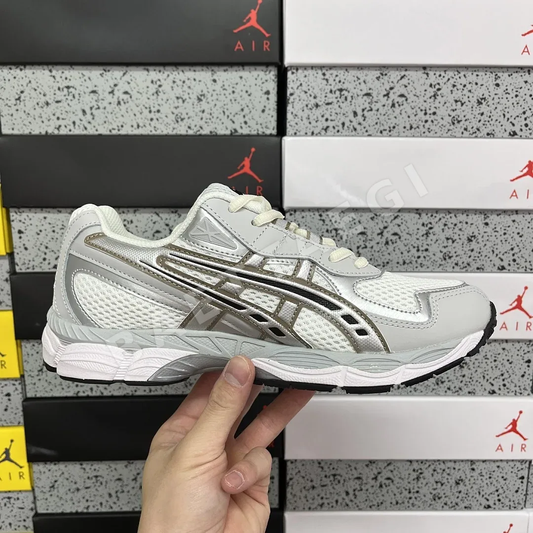 아식스 [M] 젤 NYC 2055 1203A542-100 200496 Asics Gel-NYC 2055 Cream Pure Silver 상세 이미지 7