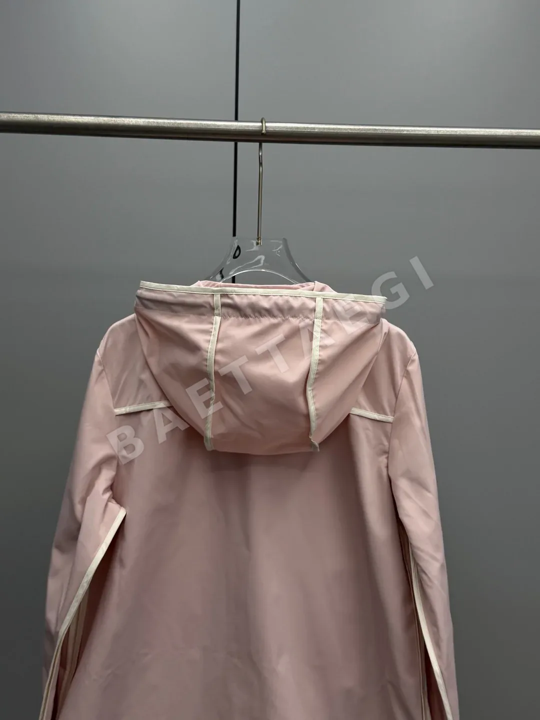 몽클레르 사라세니아 여성 후드 자켓 상세 이미지 8