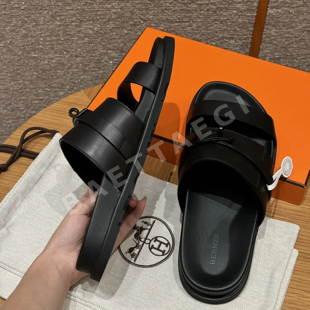 에르메스 잭슨 샌들 블랙 가죽 검정 버튼 상세 이미지 3