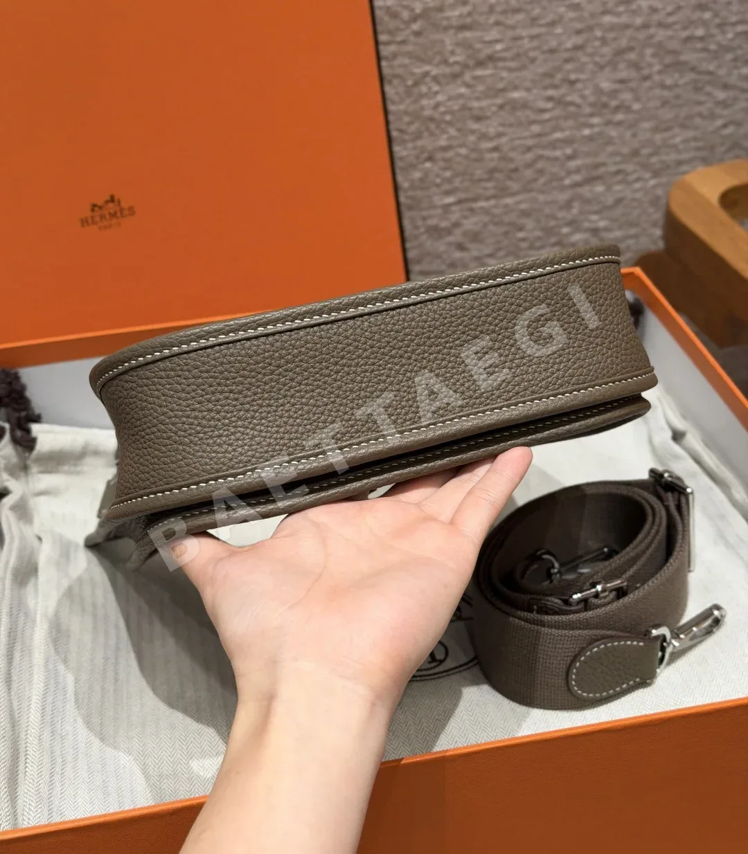 에르메스 에블린 23 cm 가죽 가방 상세 이미지 5