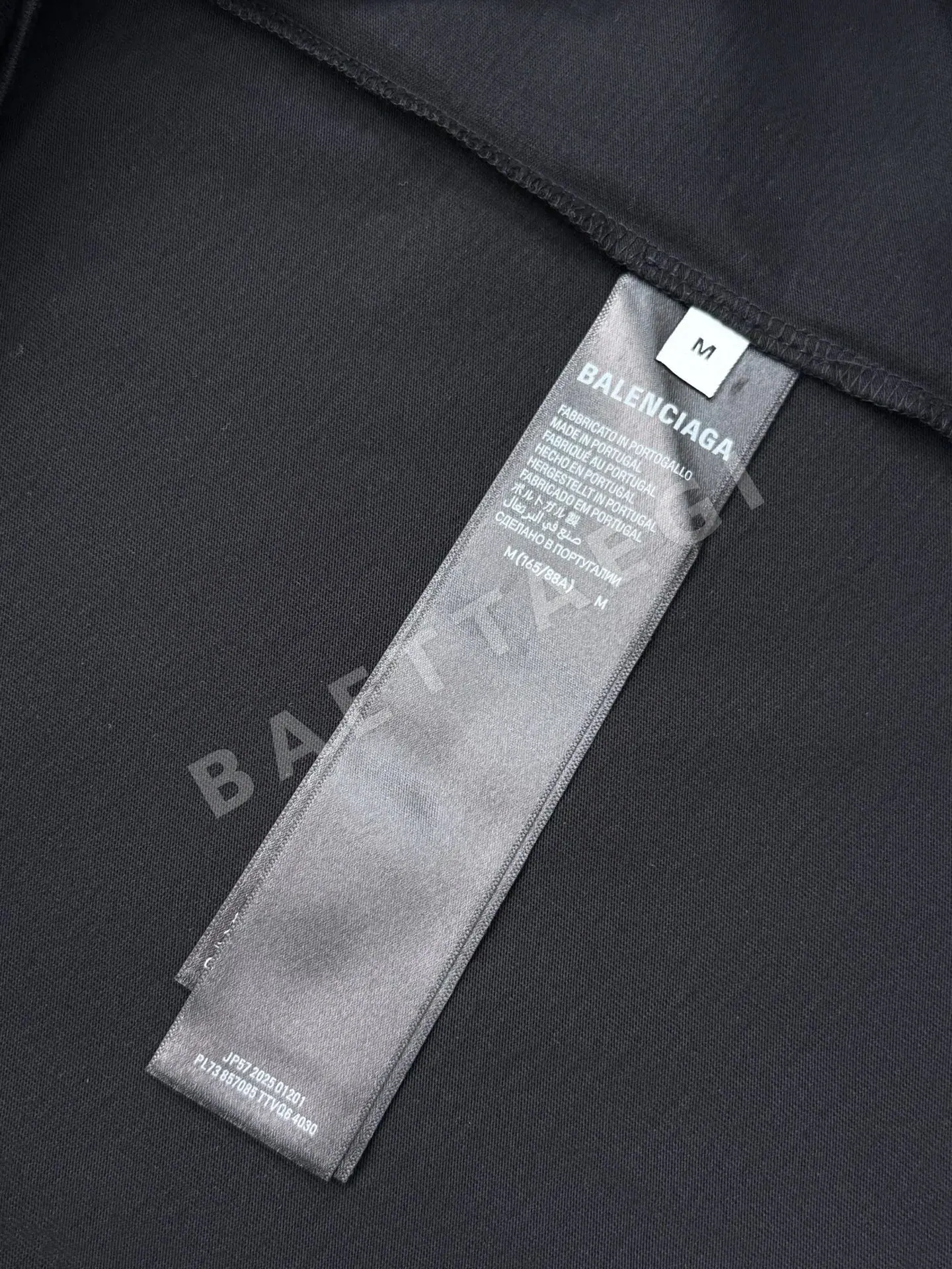발렌시아가 리키팩션 효과 남성 반팔 티셔츠 상세 이미지 9